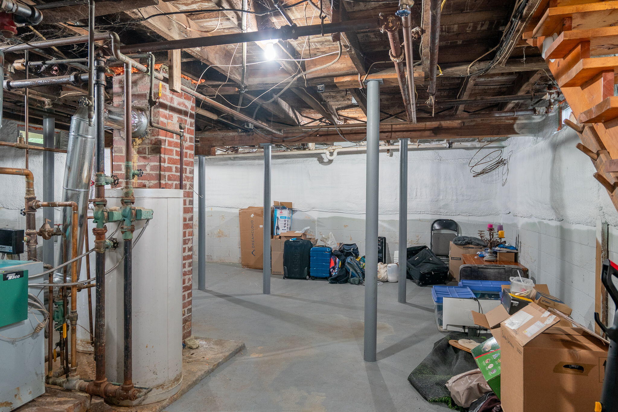 main property photo 14