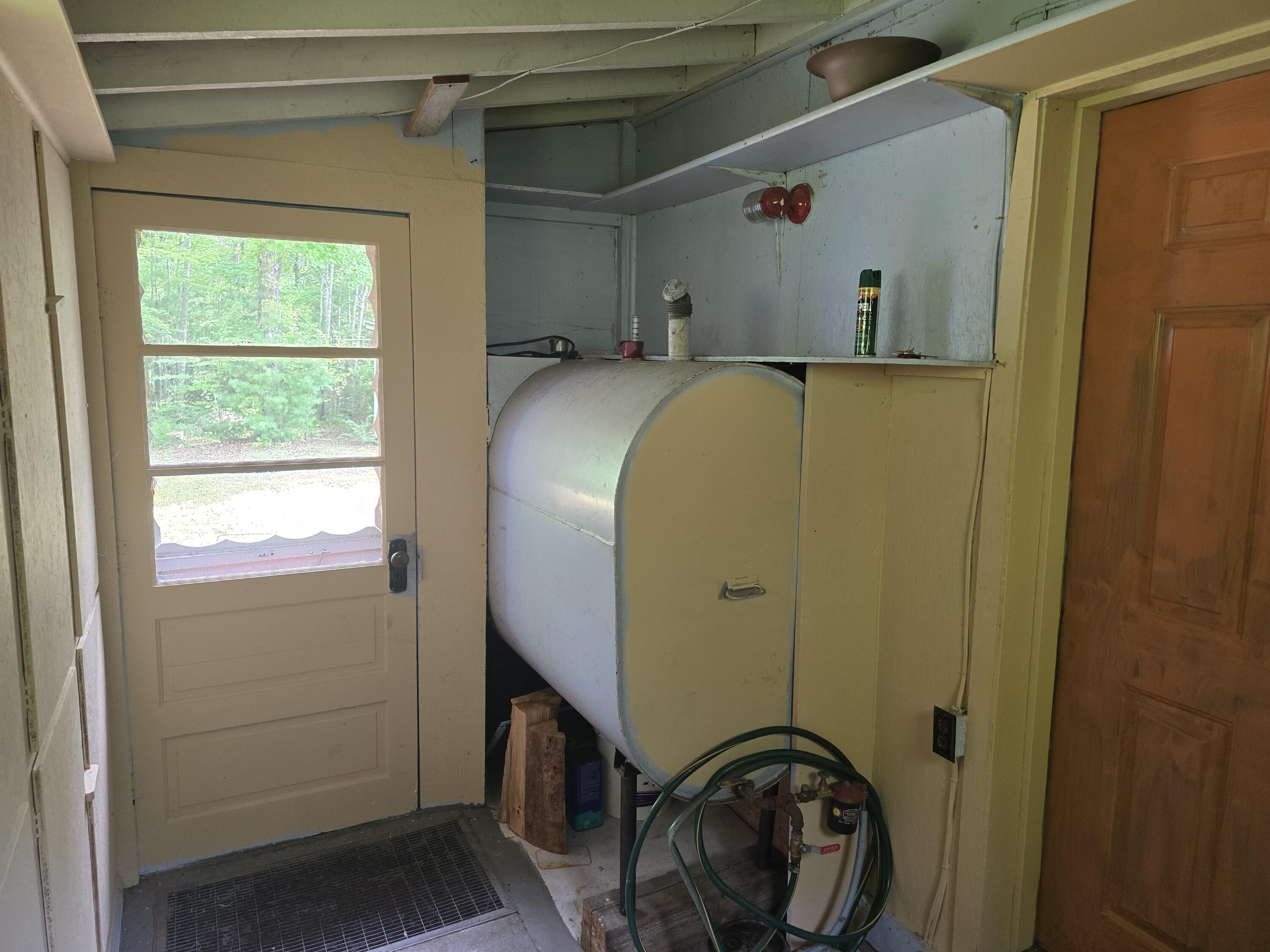 main property photo 14