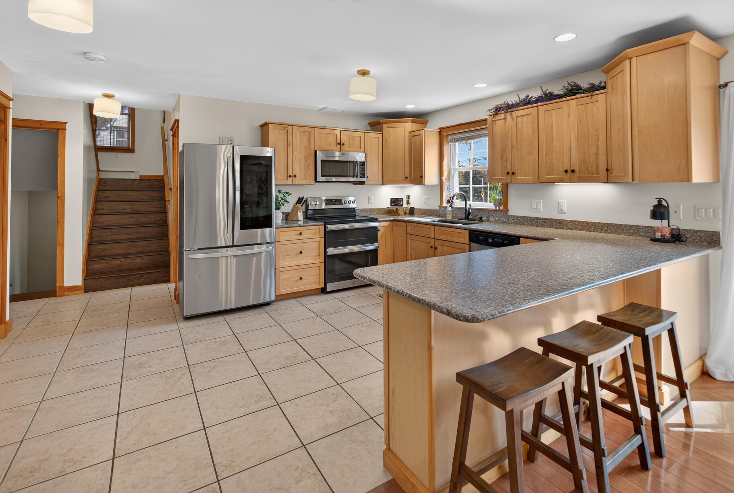 main property photo 18