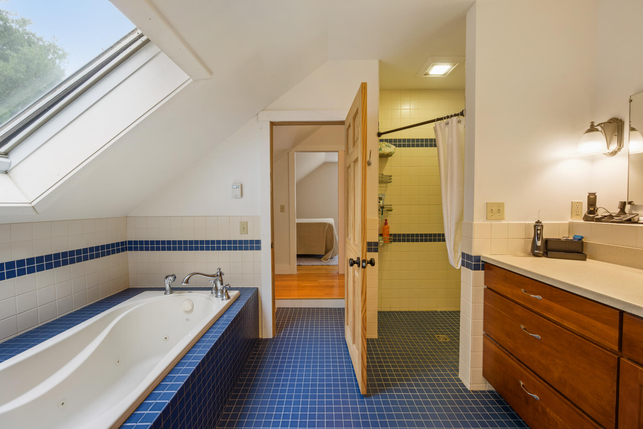main property photo 51
