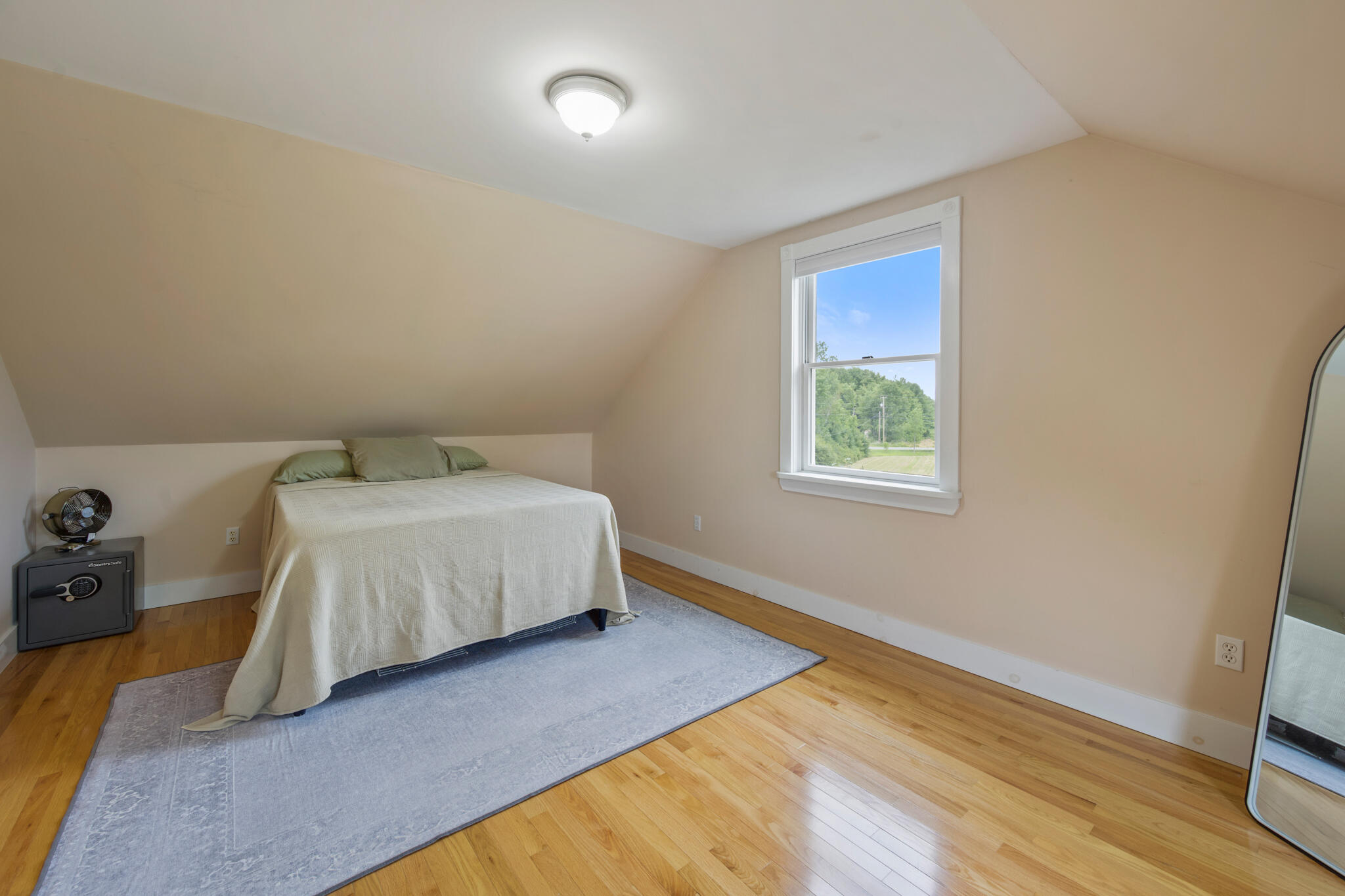 main property photo 52