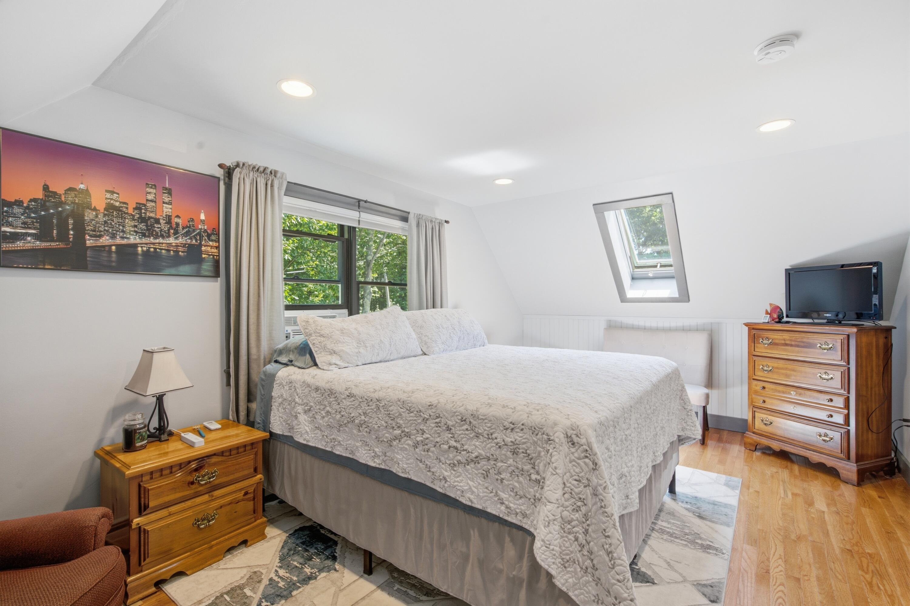main property photo 44