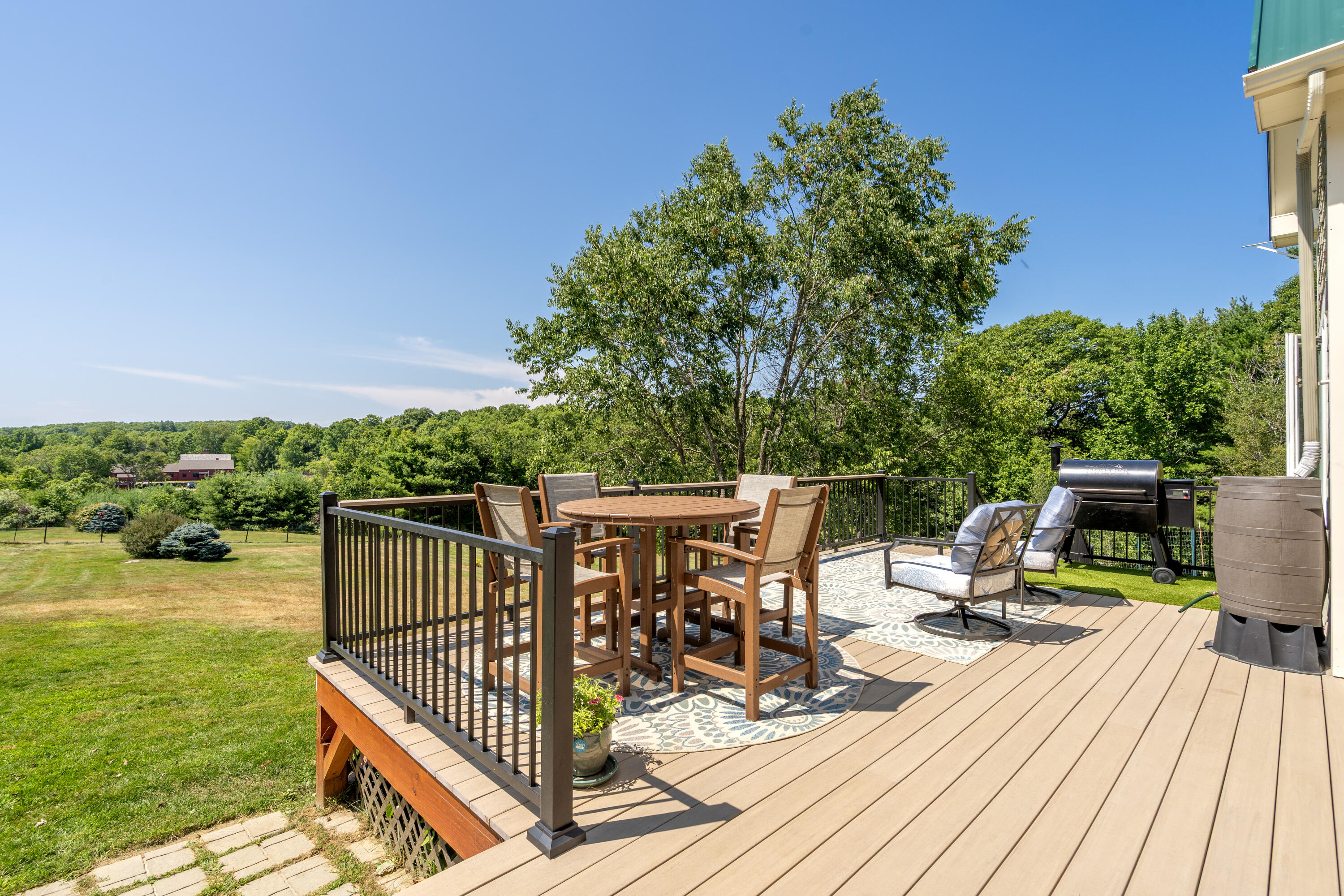 main property photo 49