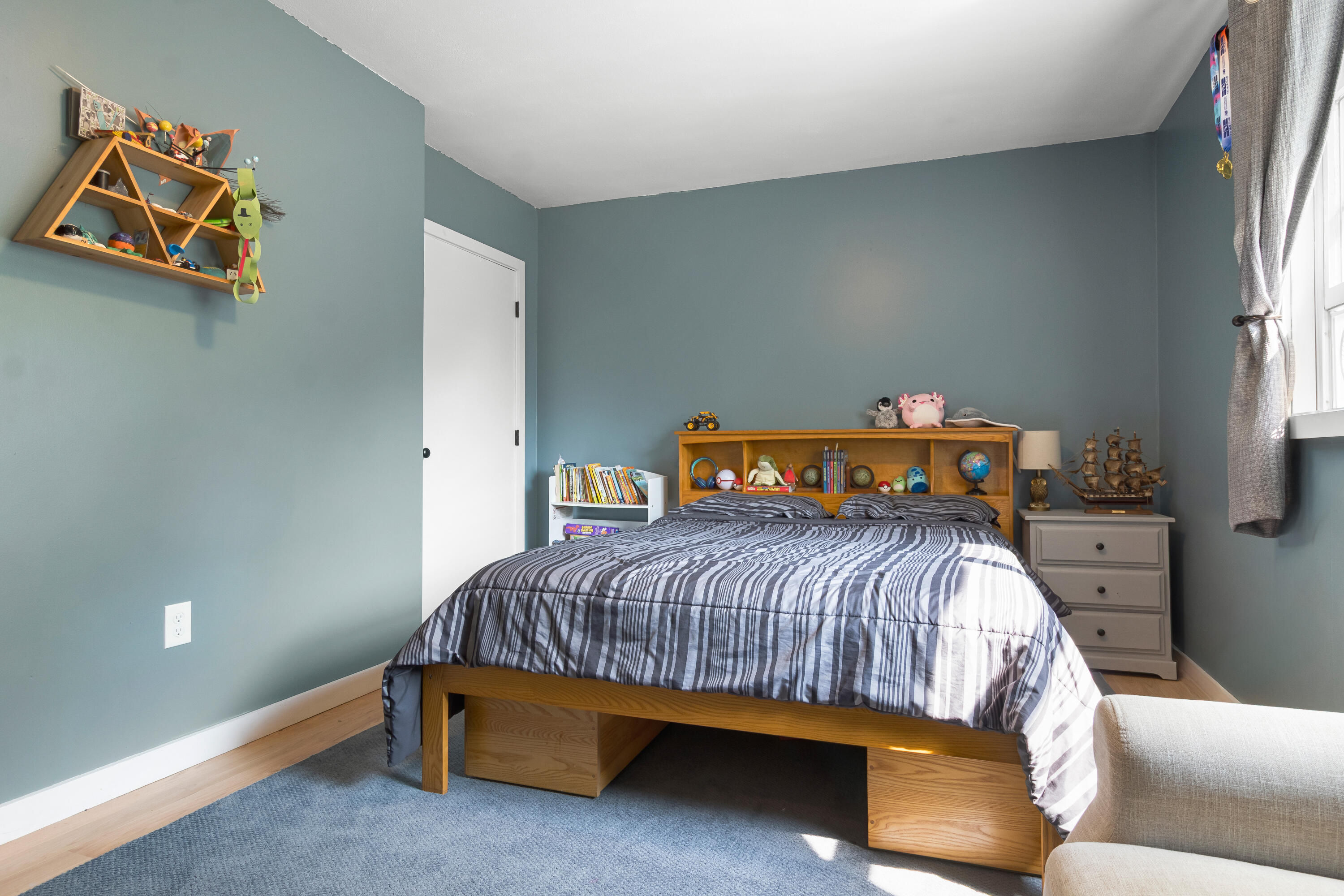 main property photo 16