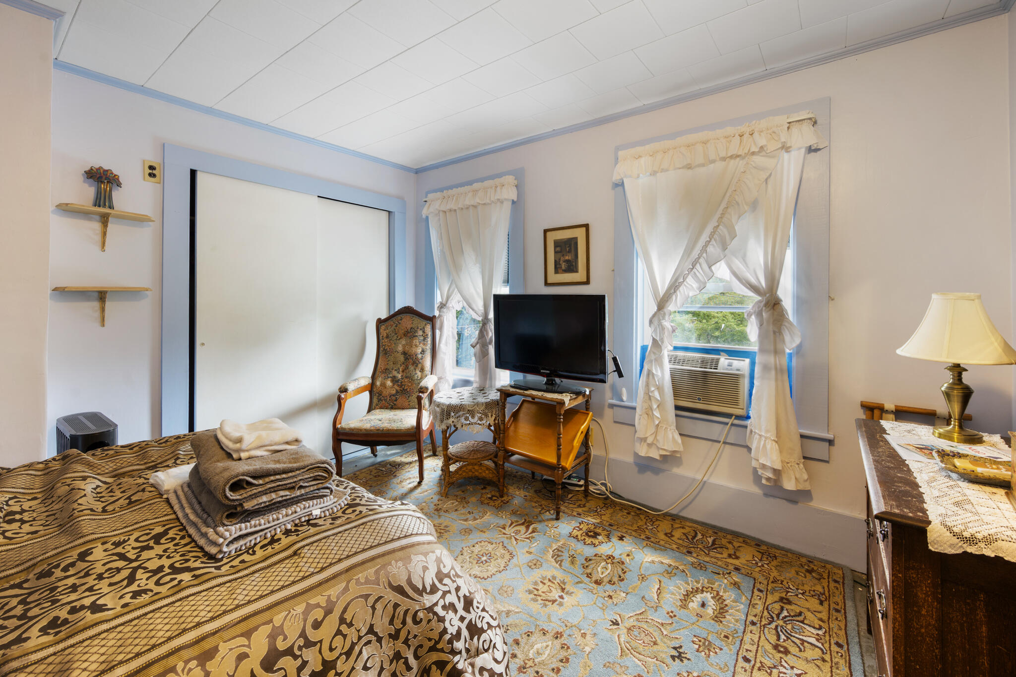 main property photo 42