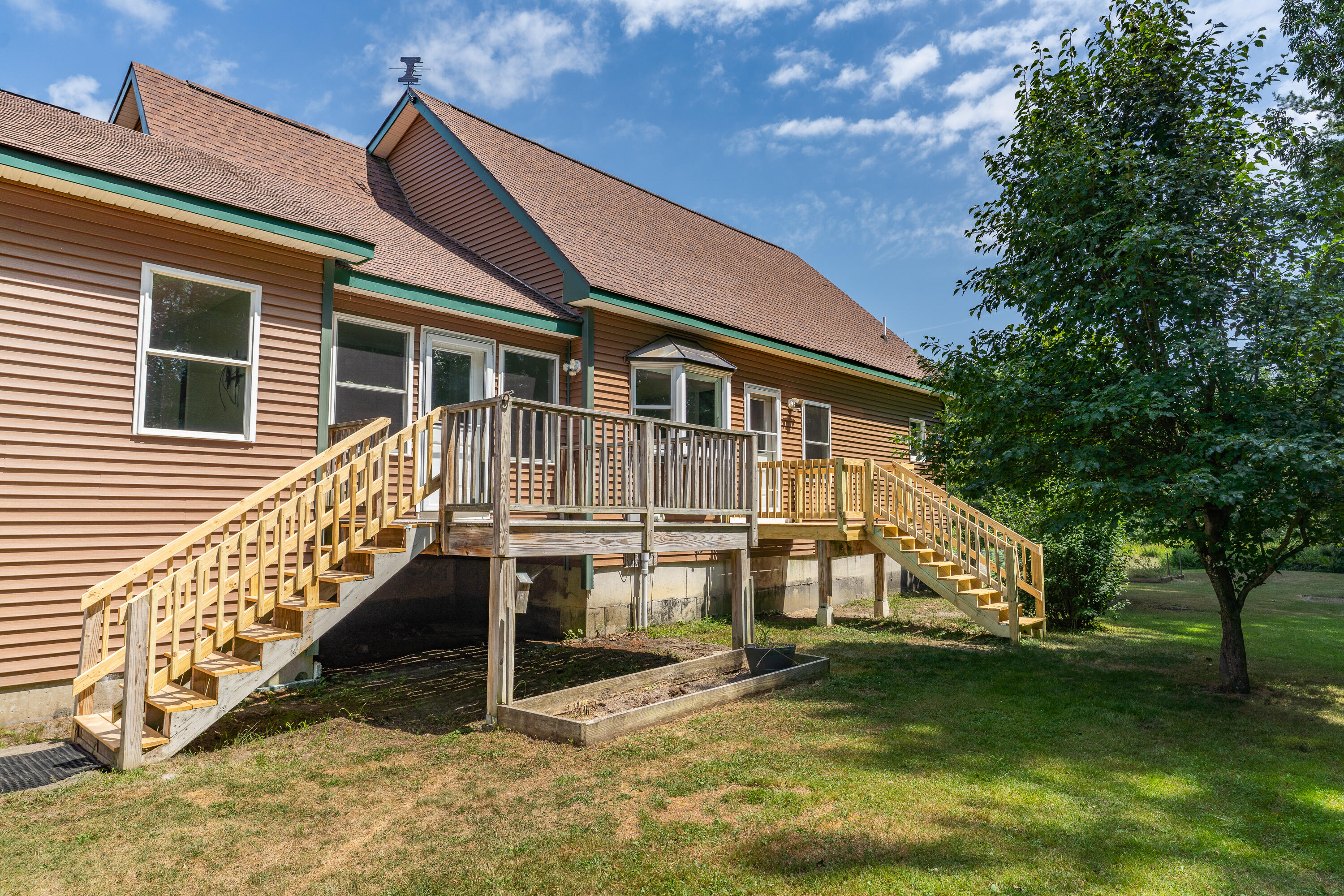 main property photo 108