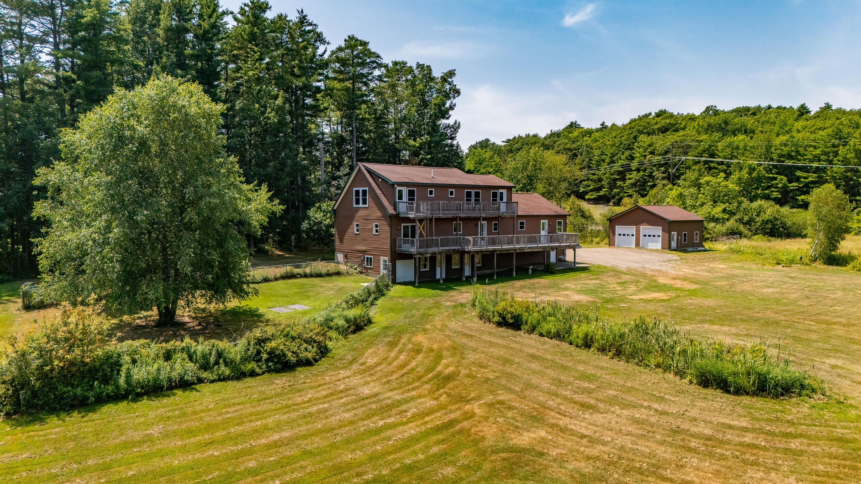 main property photo 123