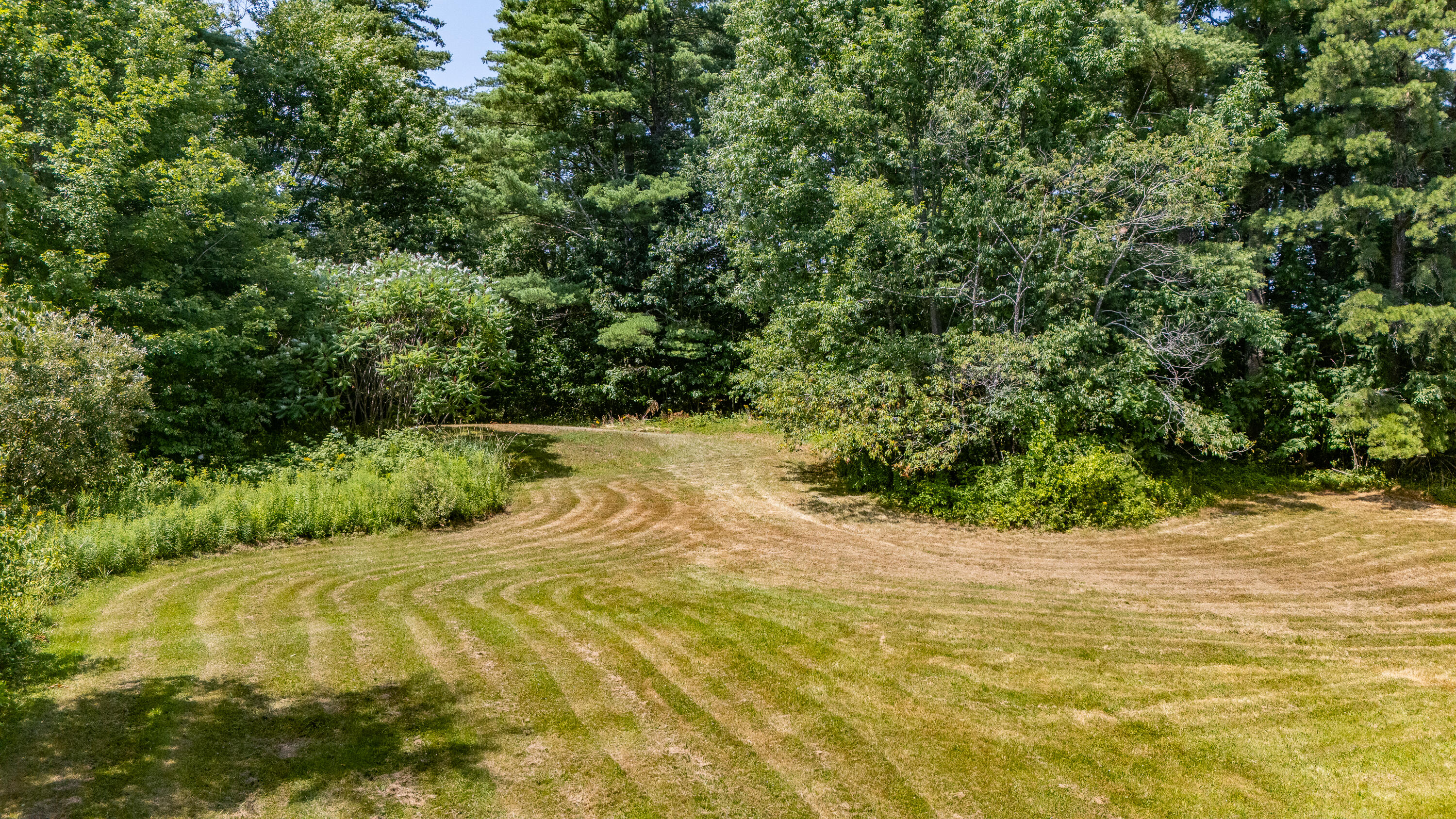 main property photo 124