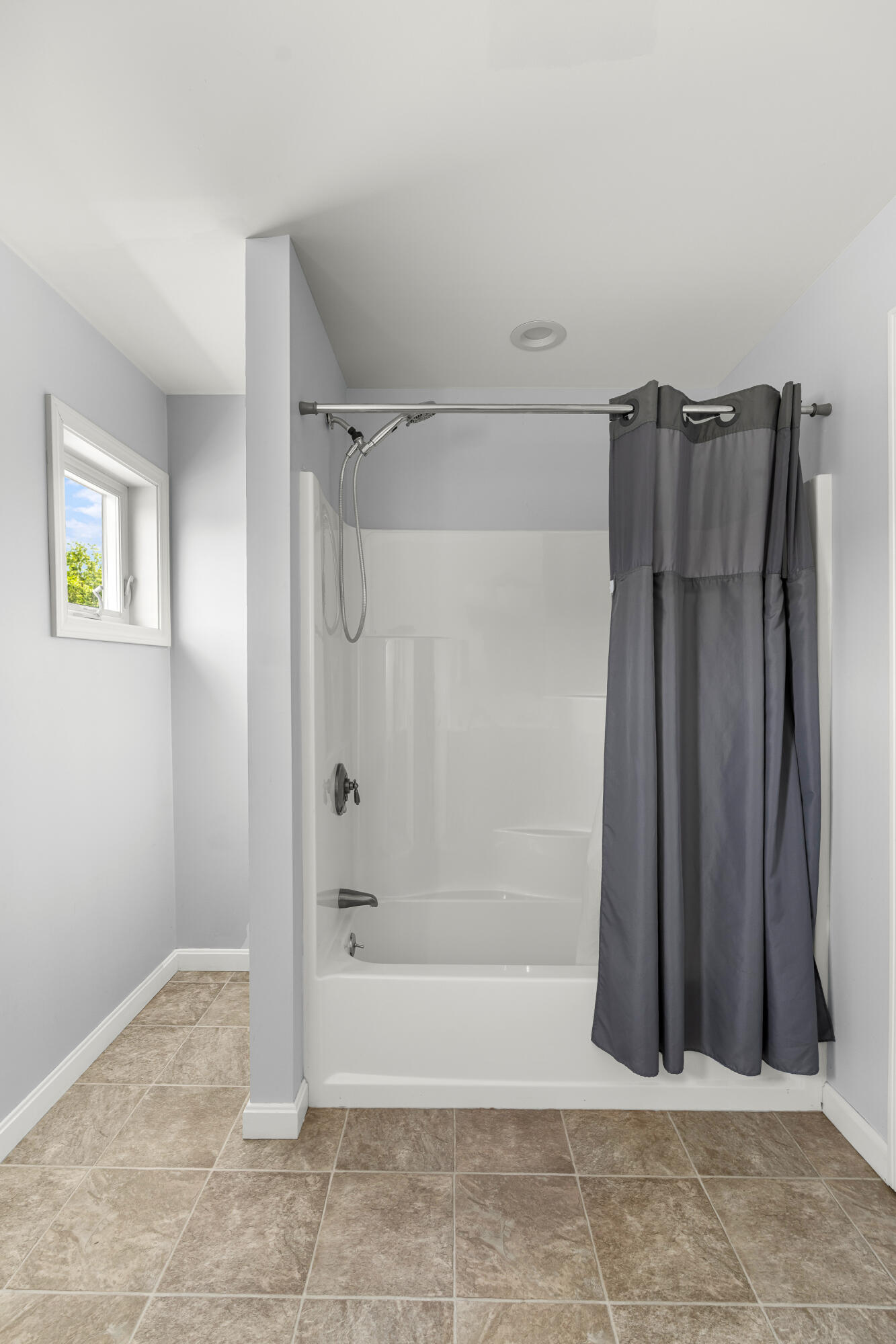 main property photo 74