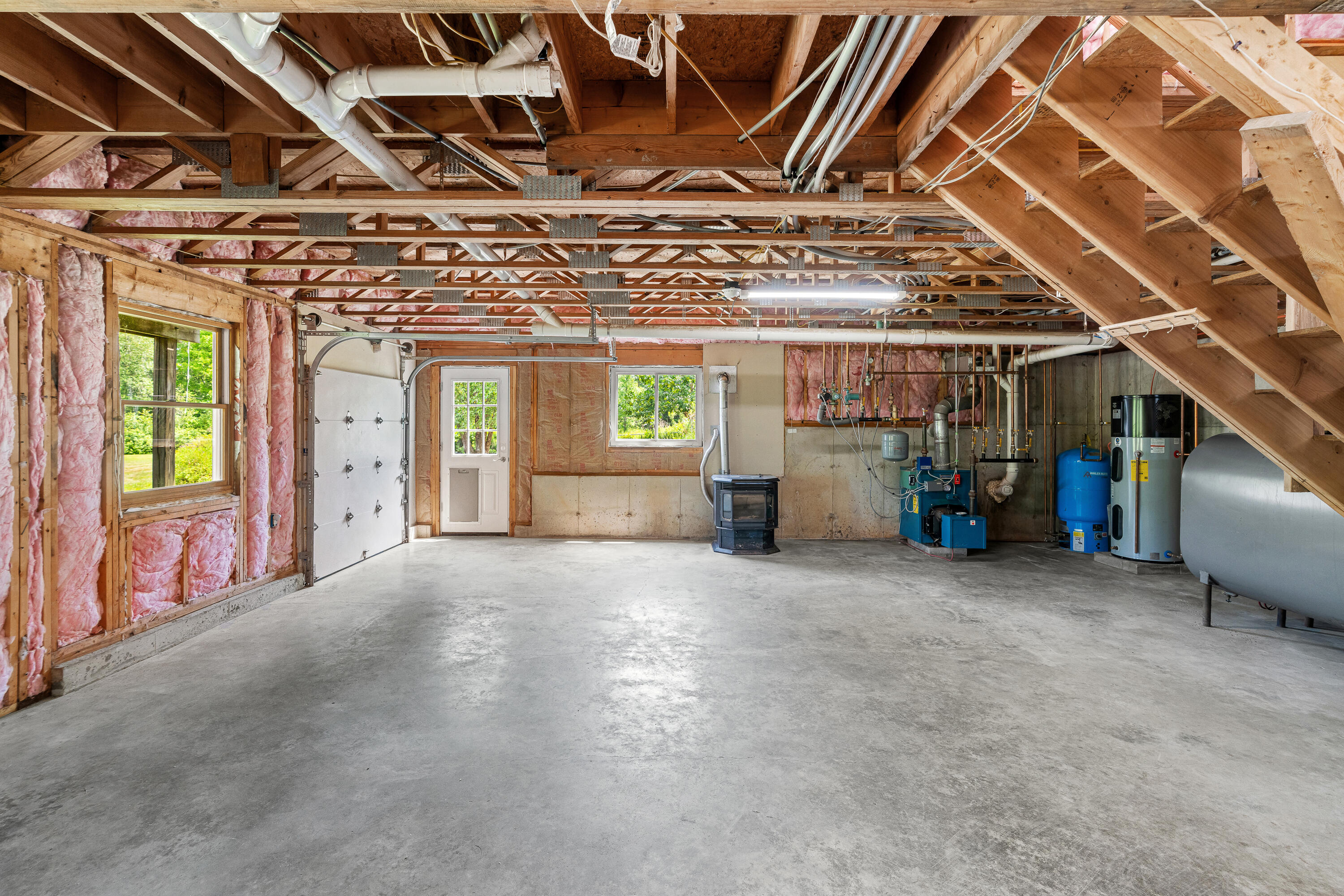 main property photo 99