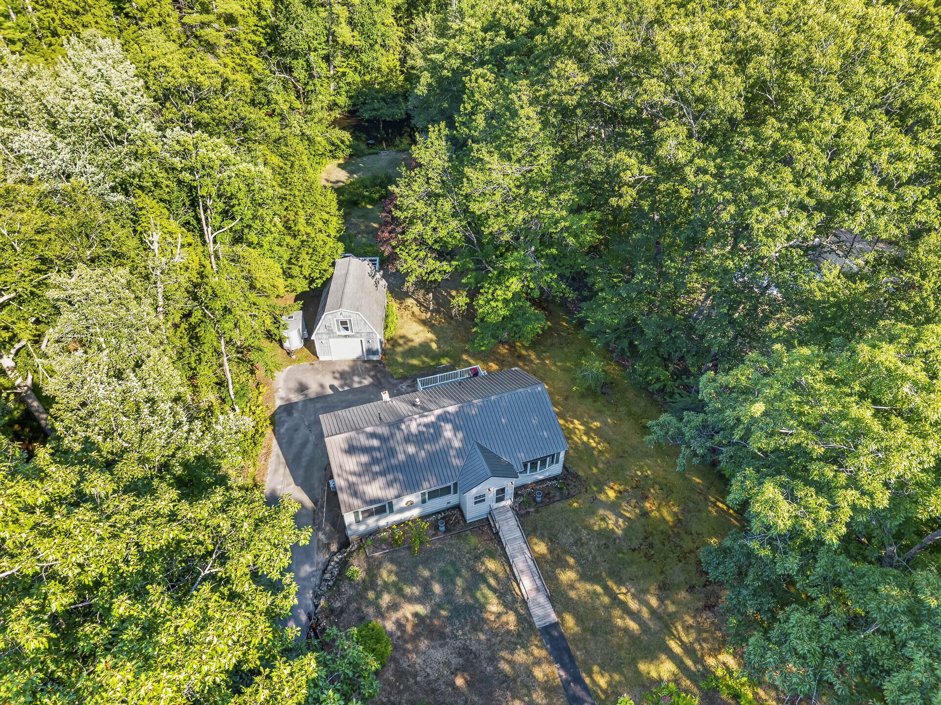 main property photo 59