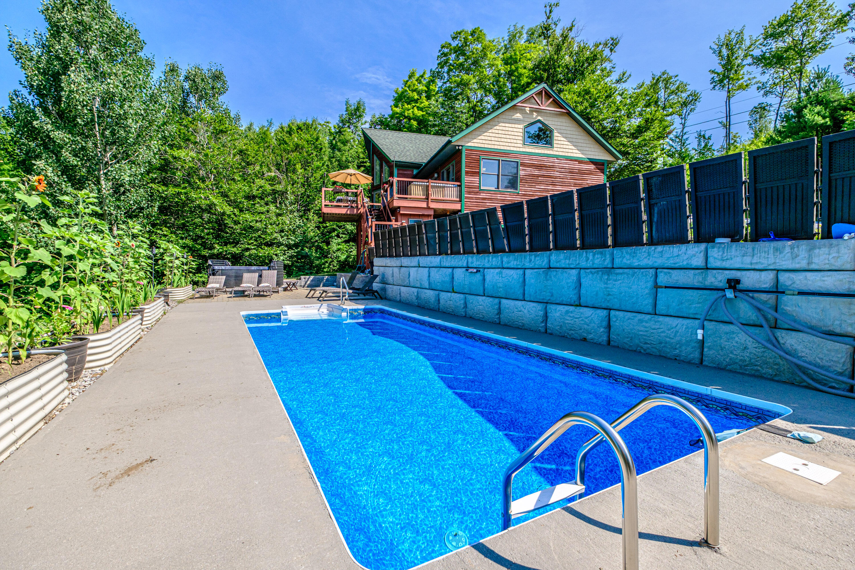 main property photo 76