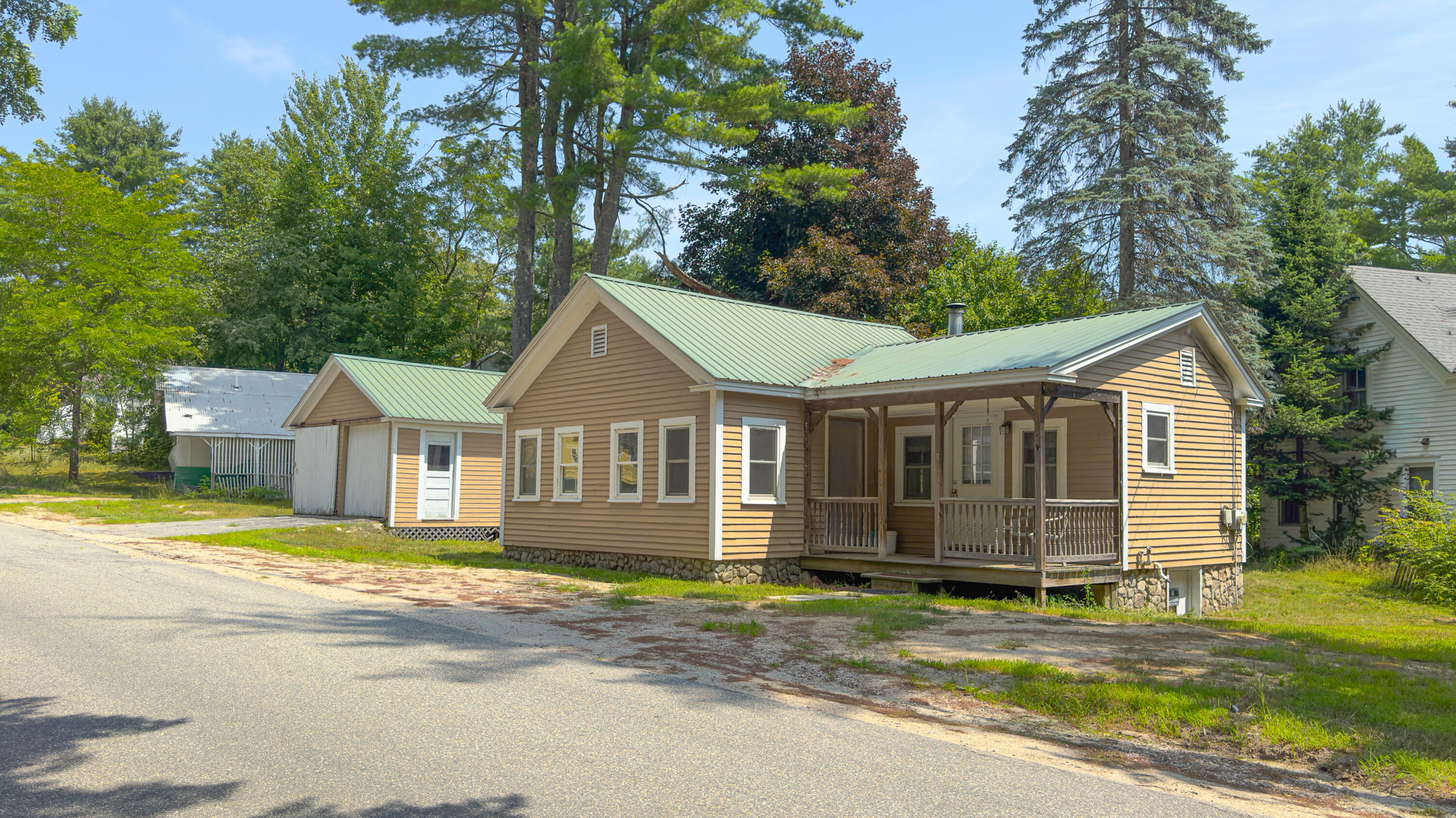 main property photo 31