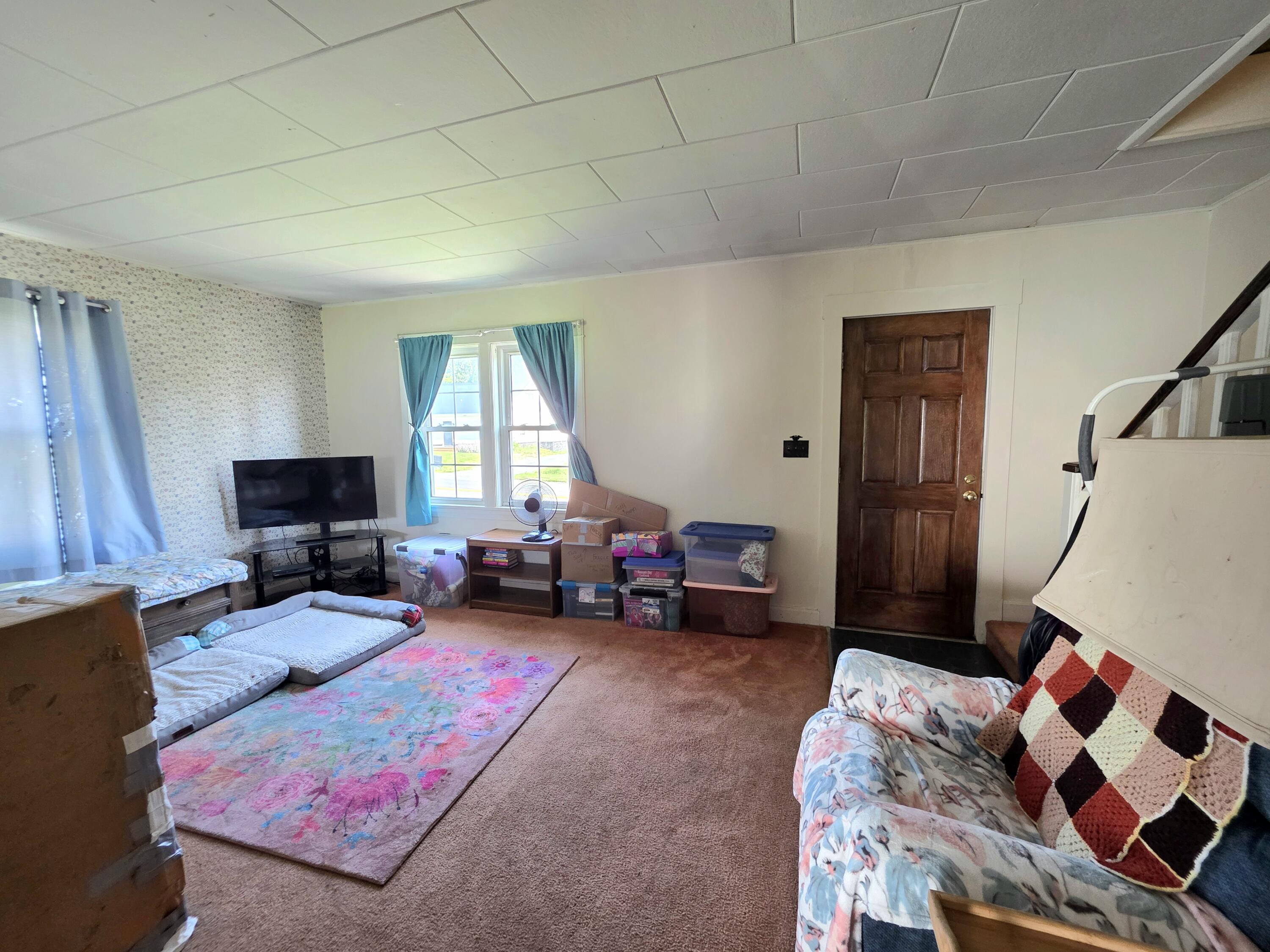main property photo 14
