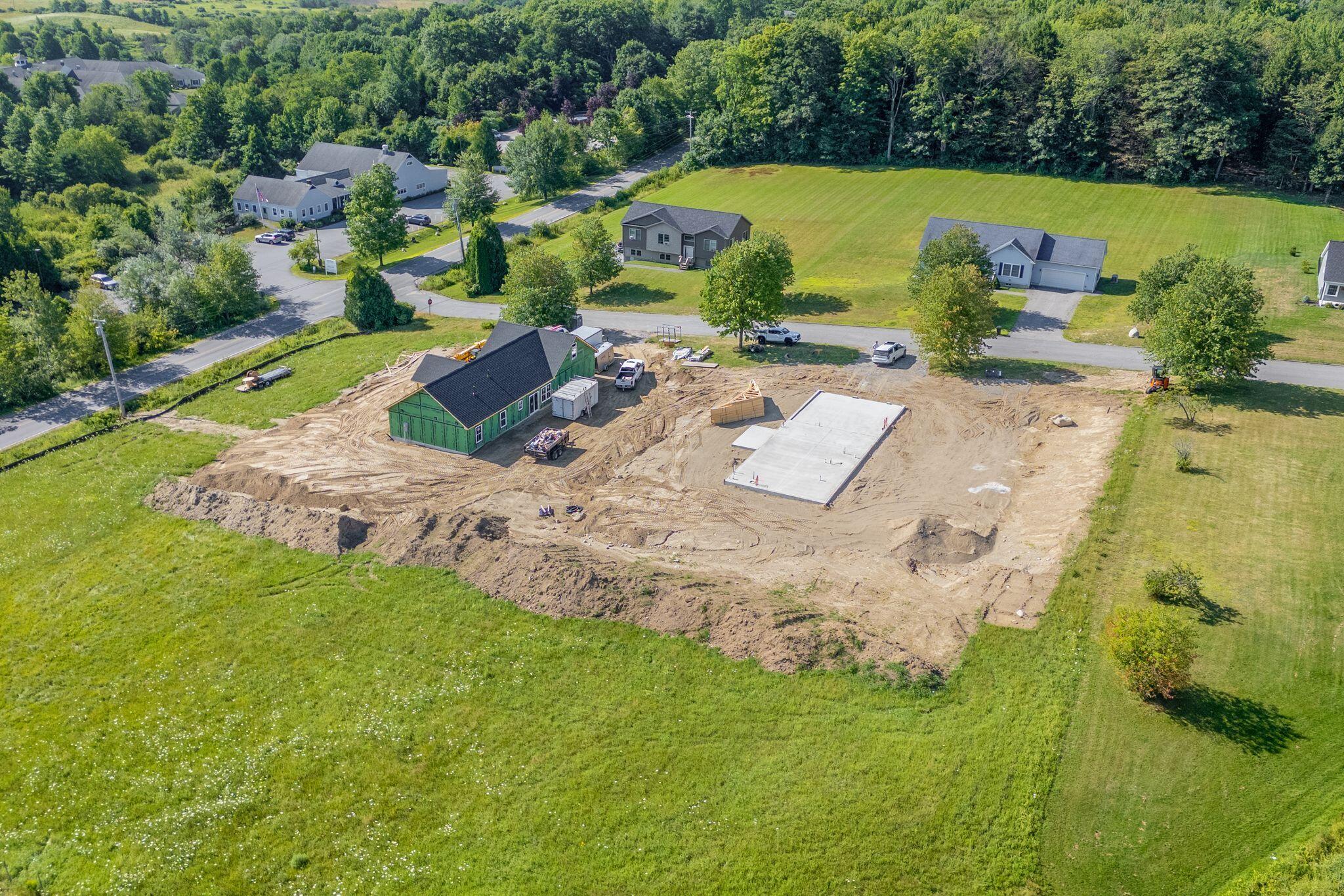main property photo 14