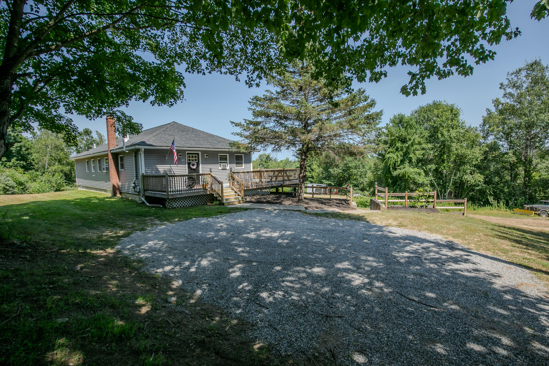 main property photo 70