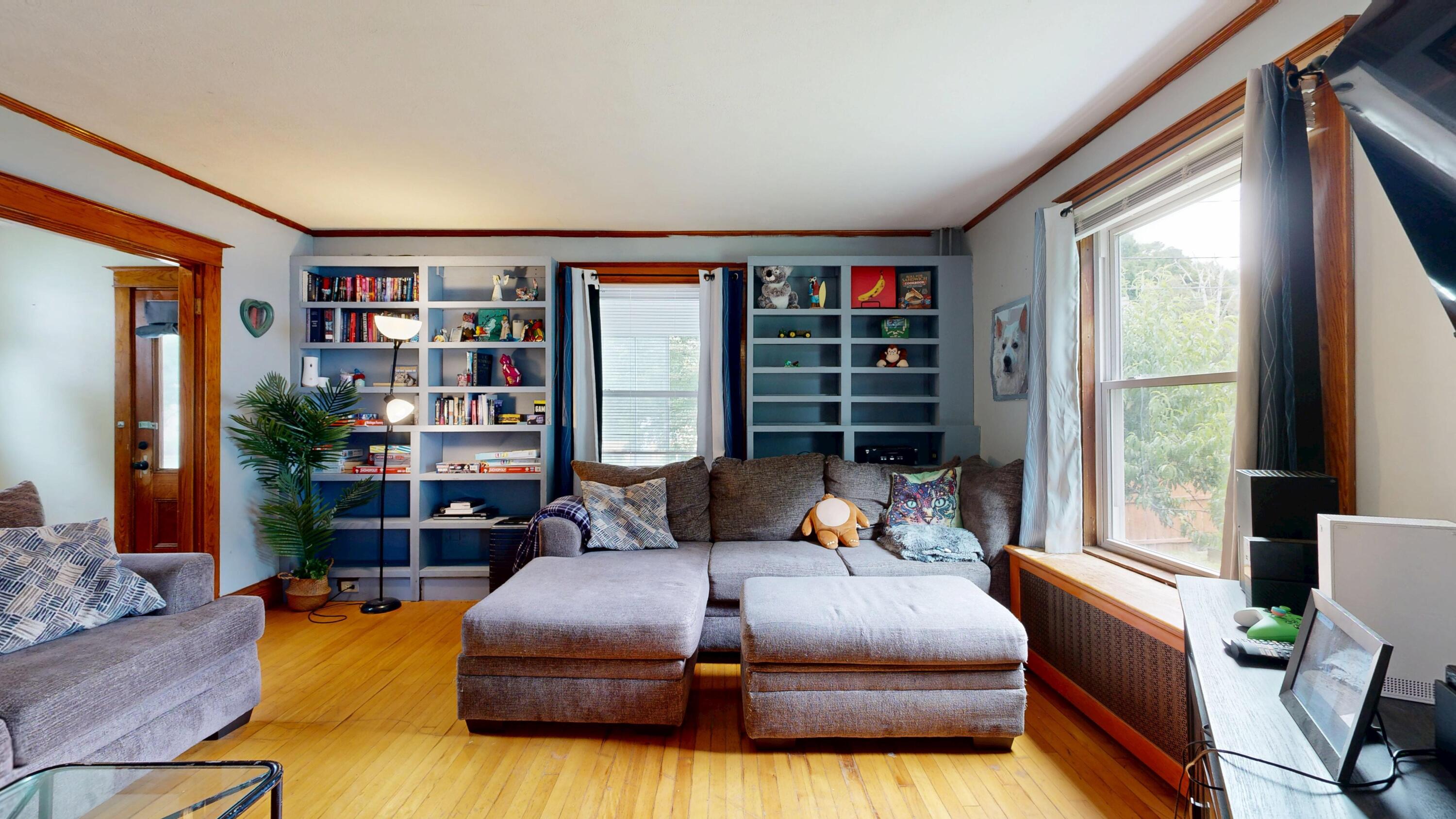 main property photo 22