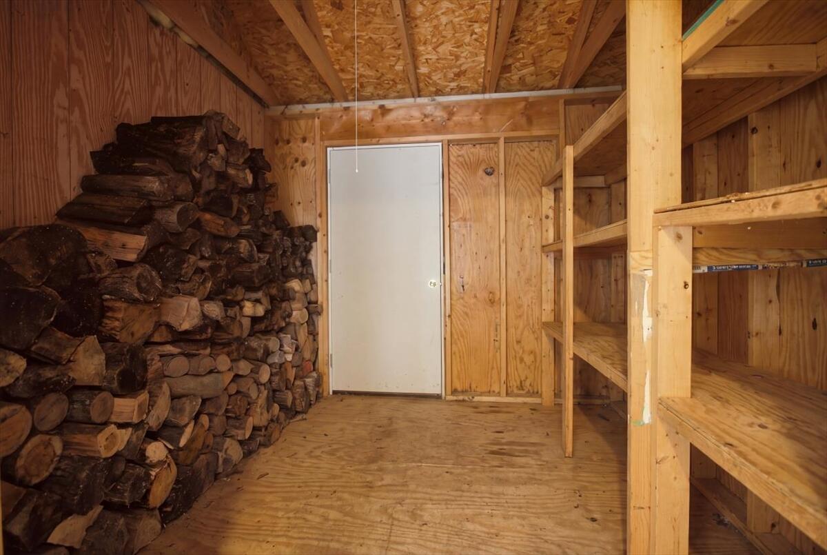 main property photo 59