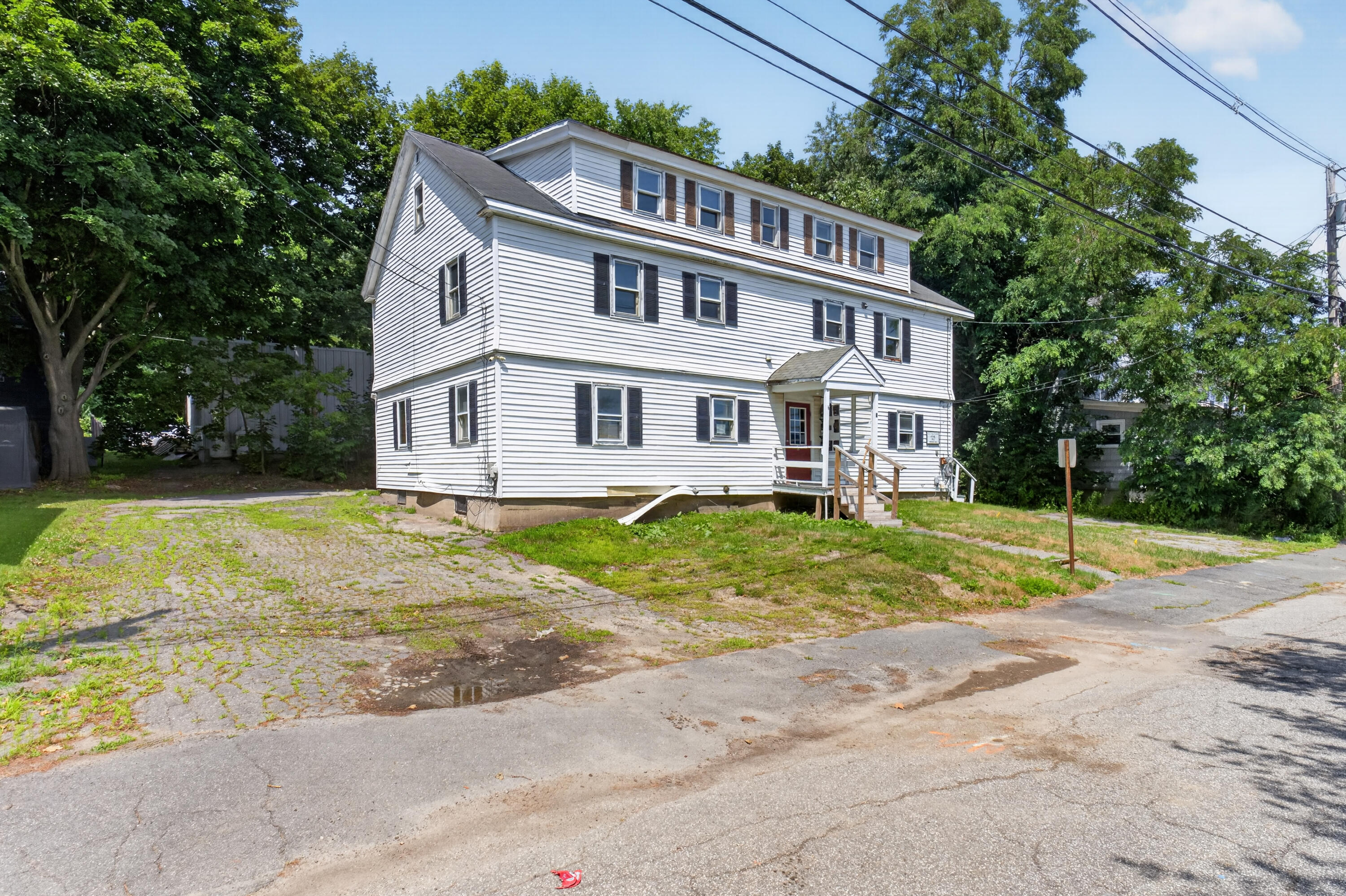 main property photo 3
