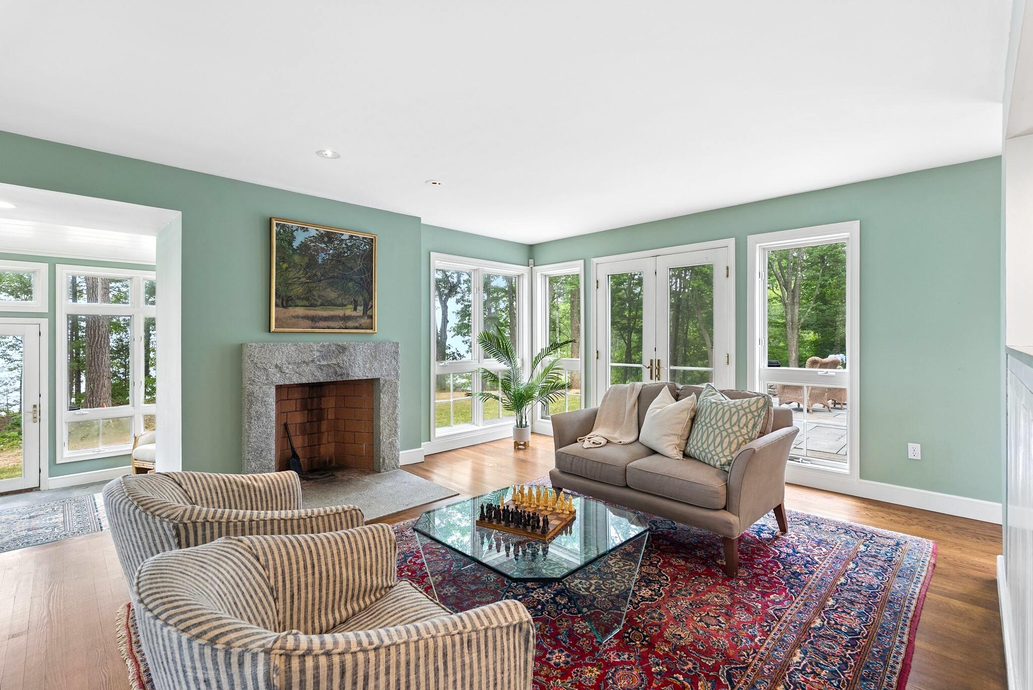 main property photo 9