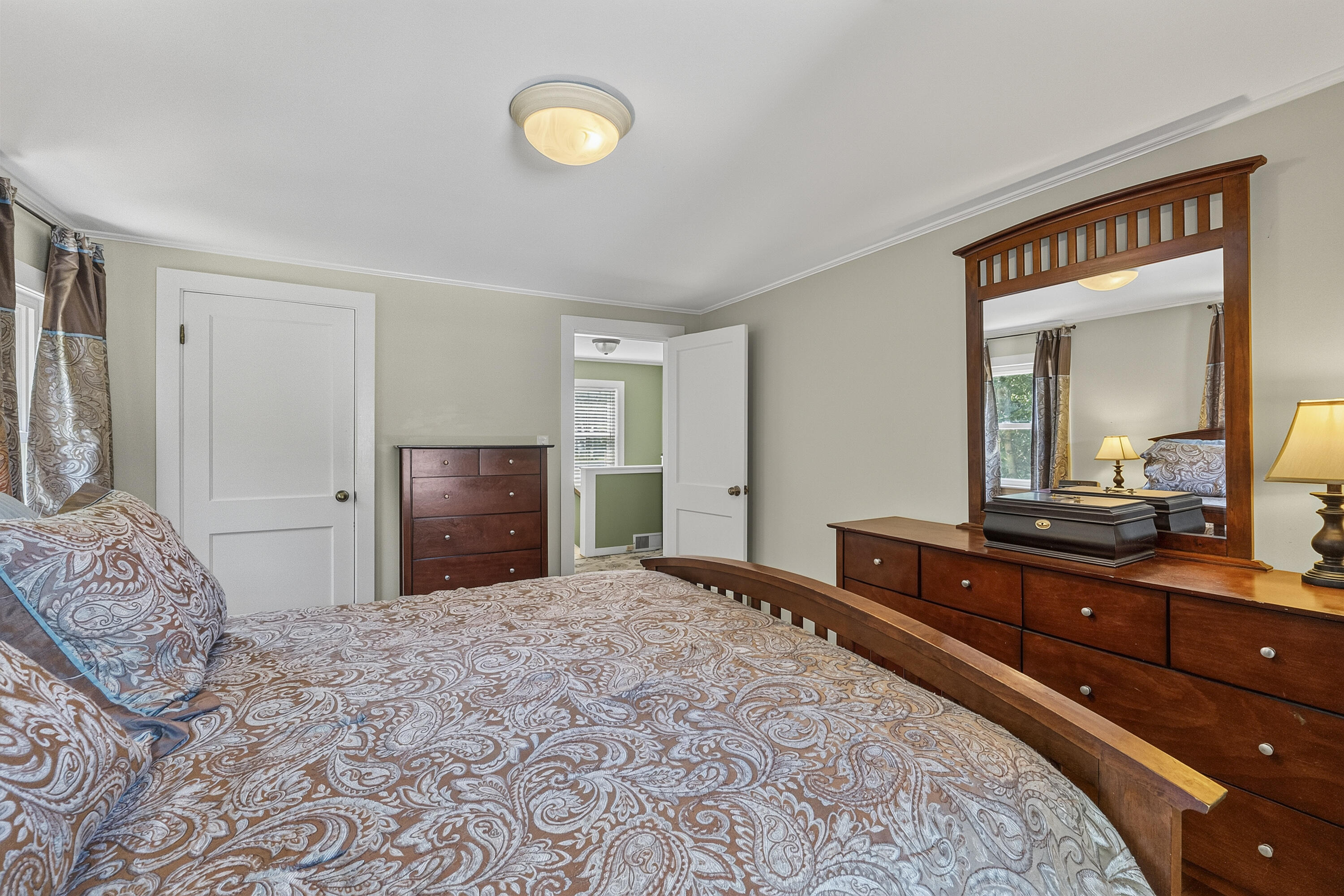 main property photo 27