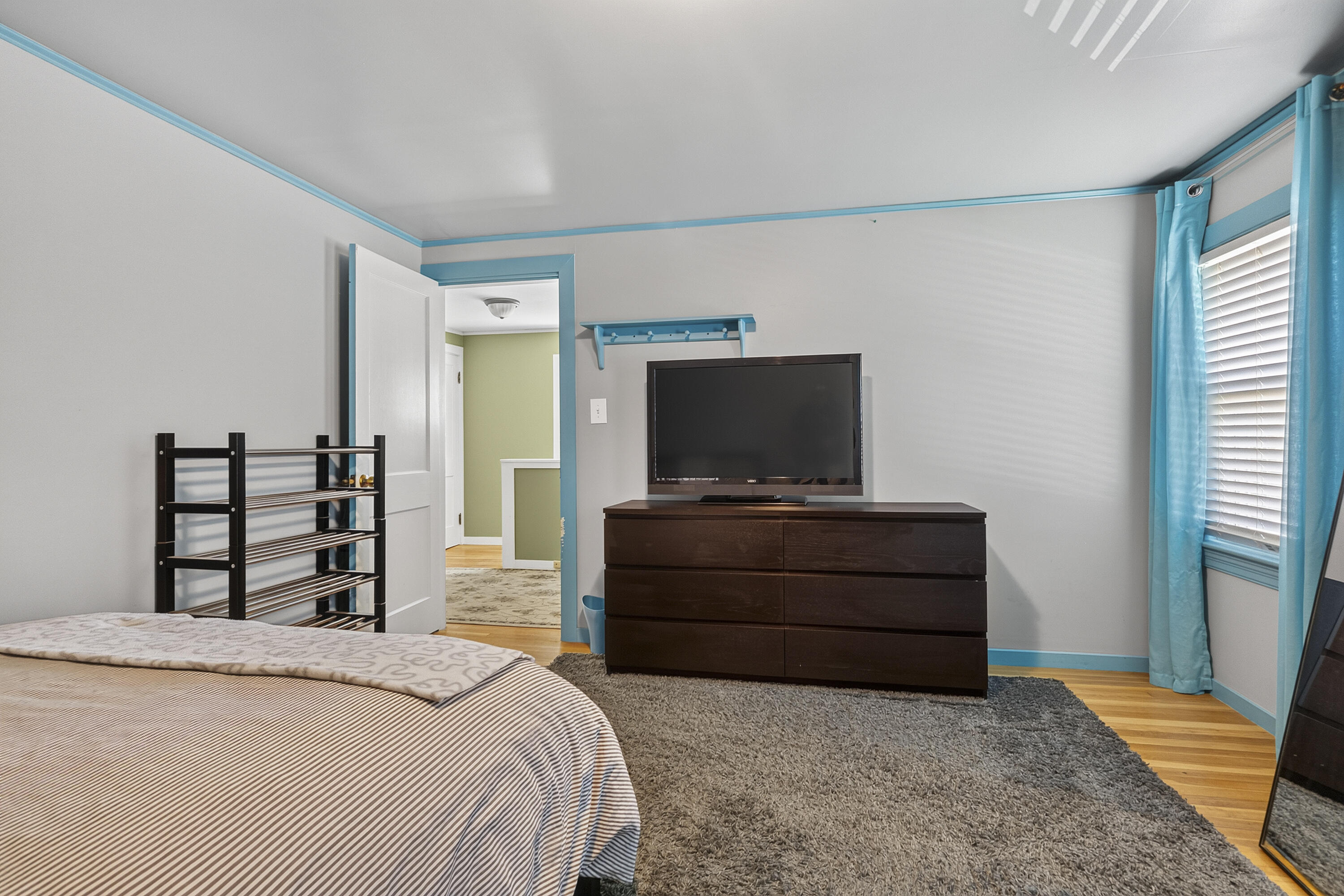 main property photo 31
