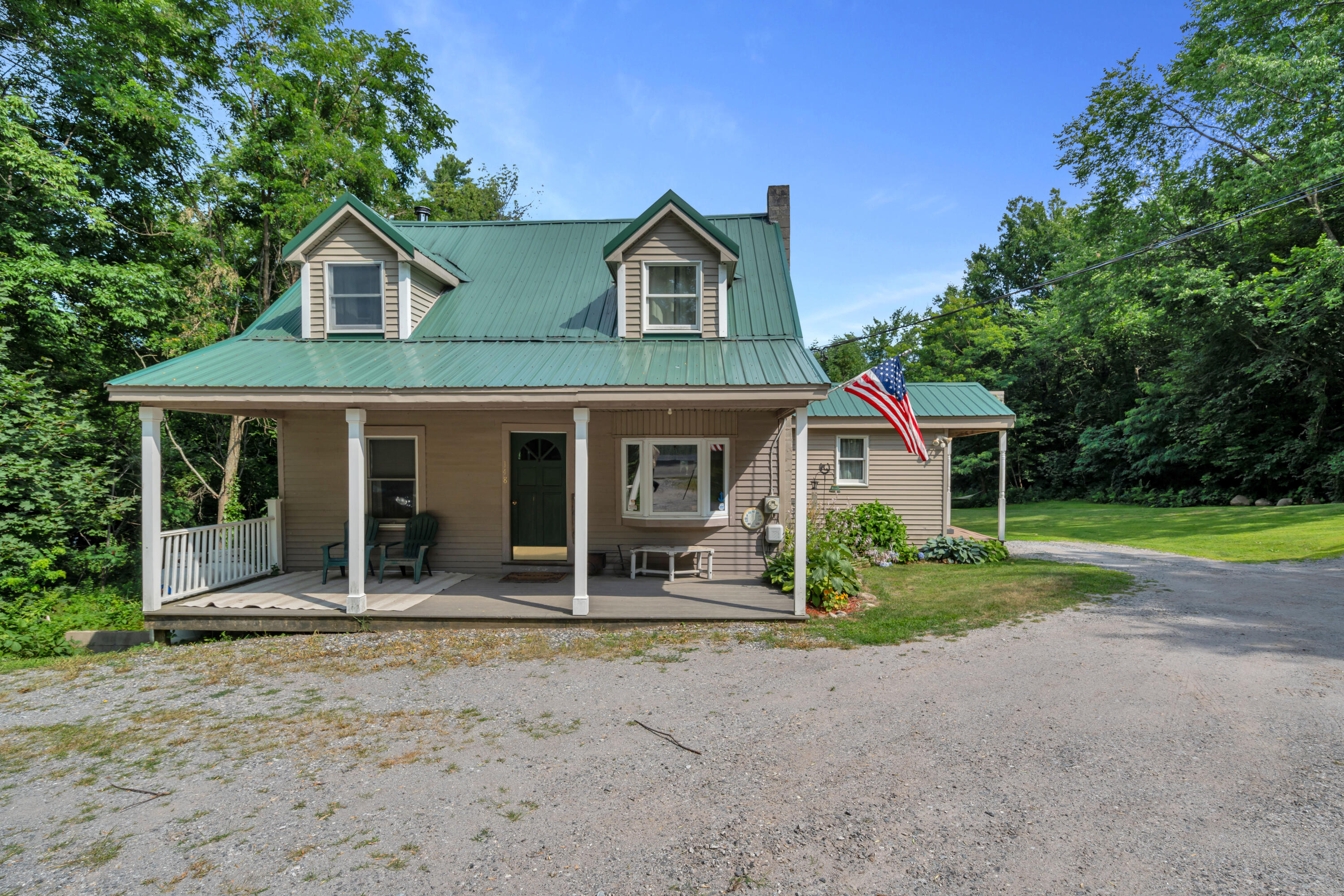 main property photo 2