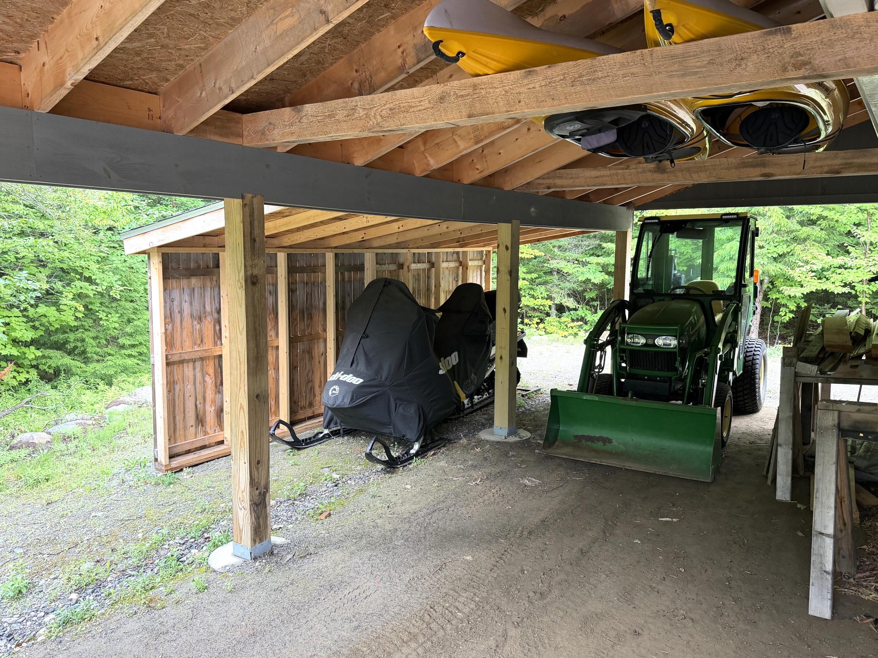 main property photo 44