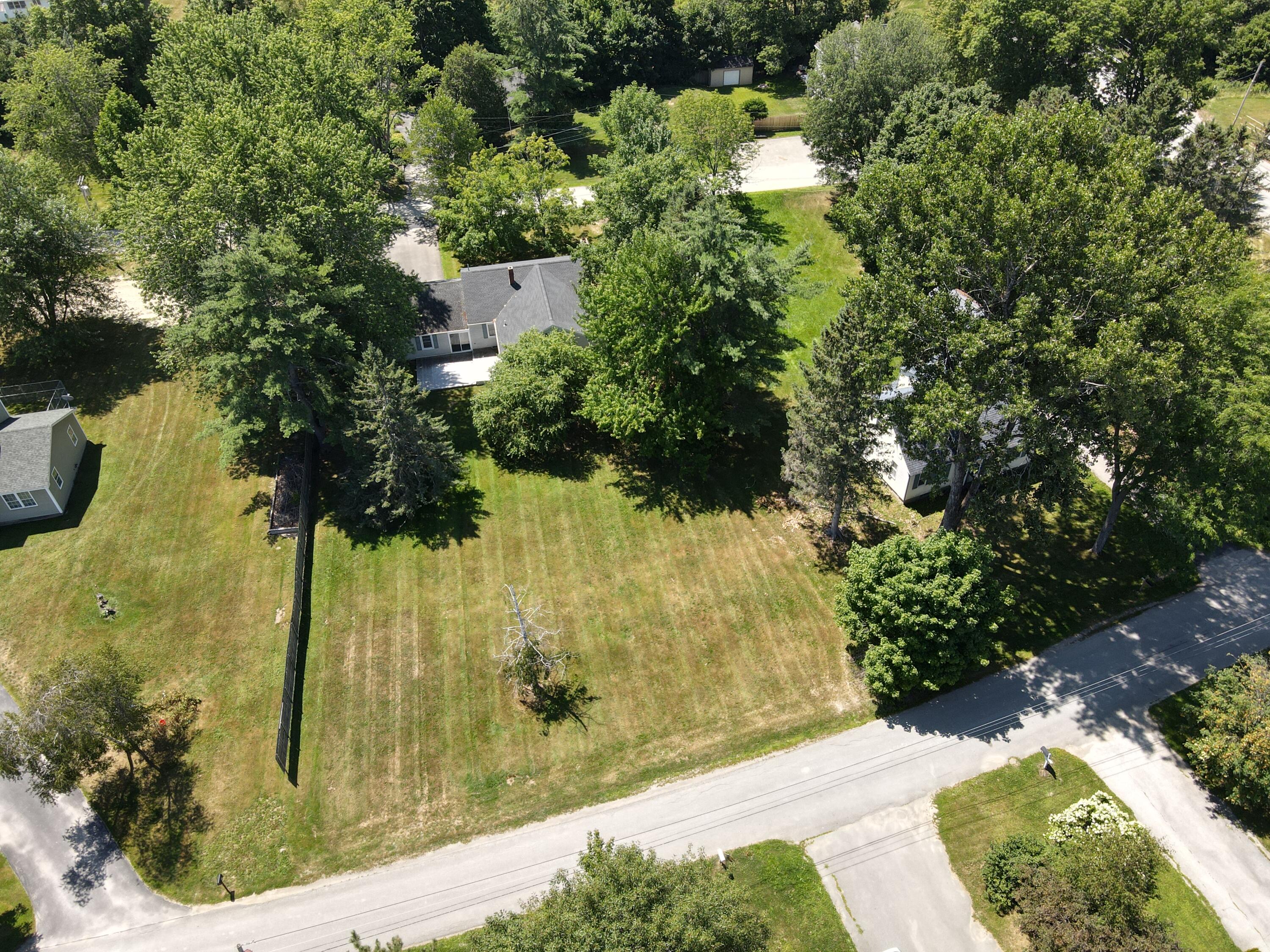 main property photo 18