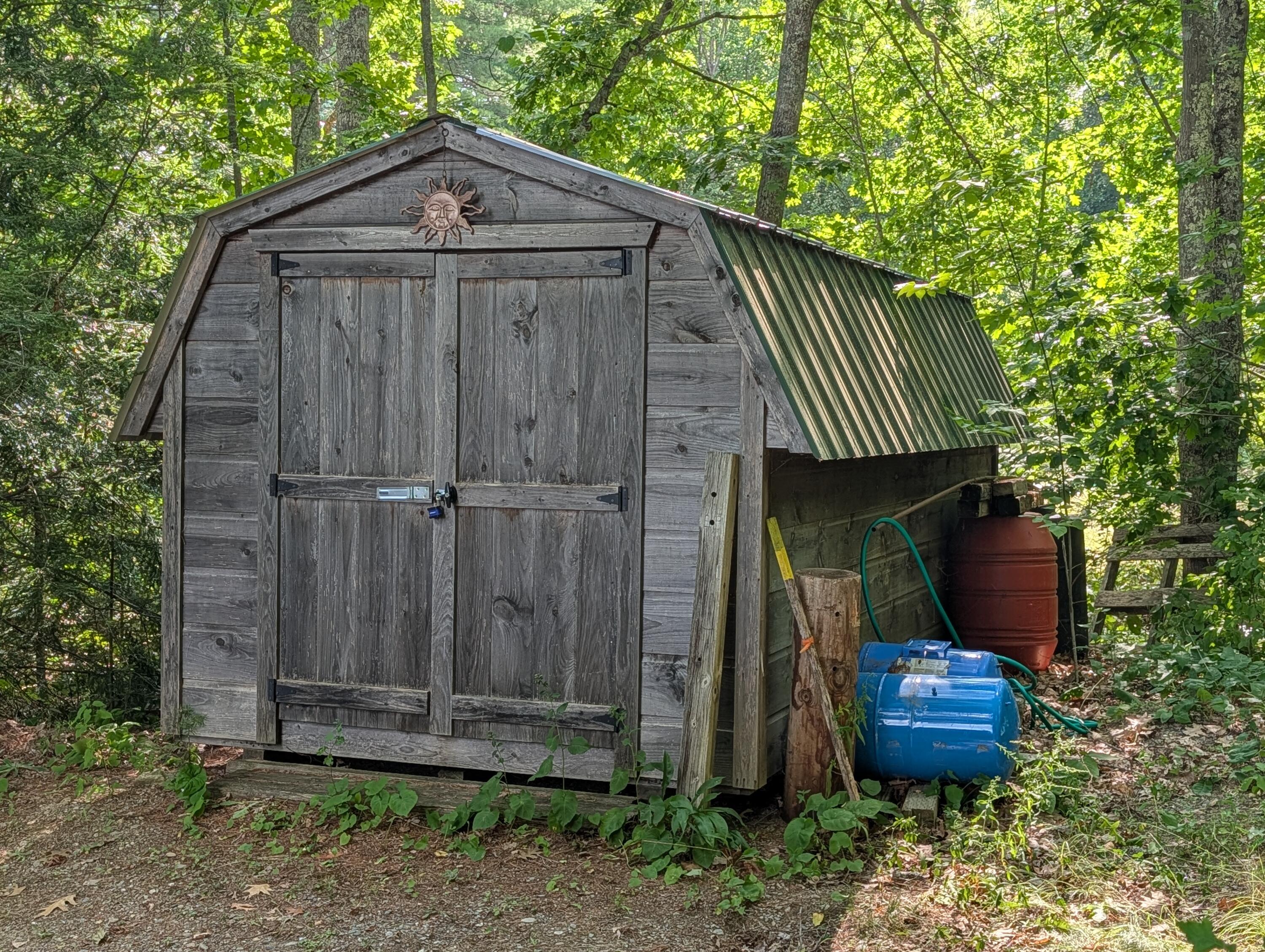 main property photo 18