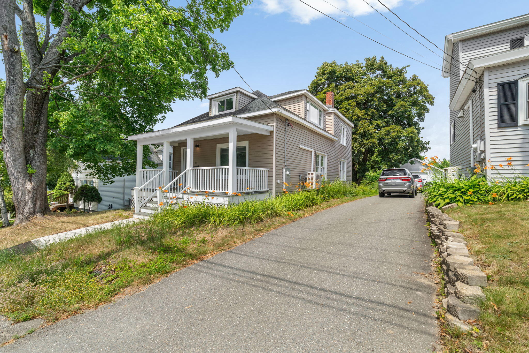 main property photo 0