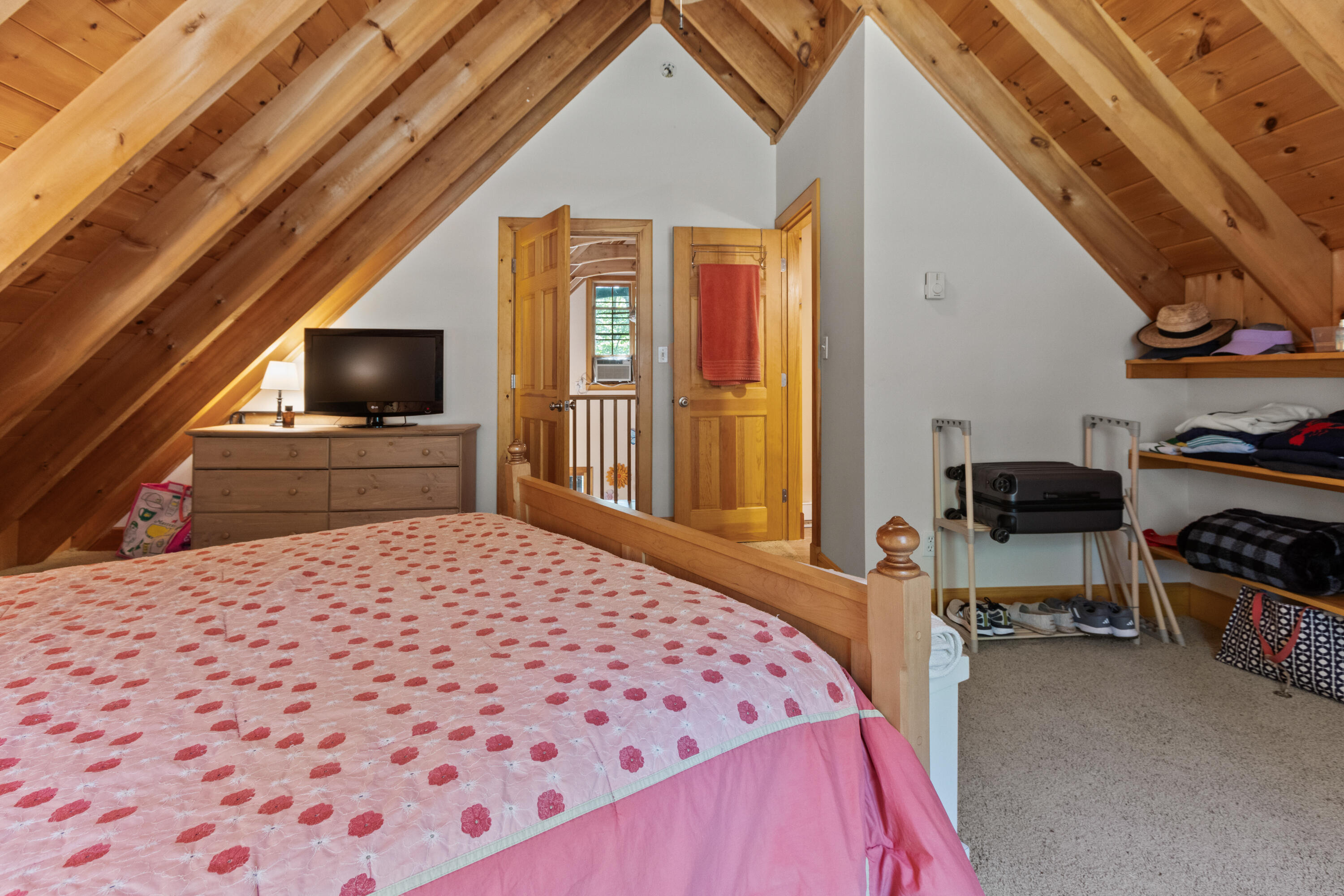 property viewer photo 47