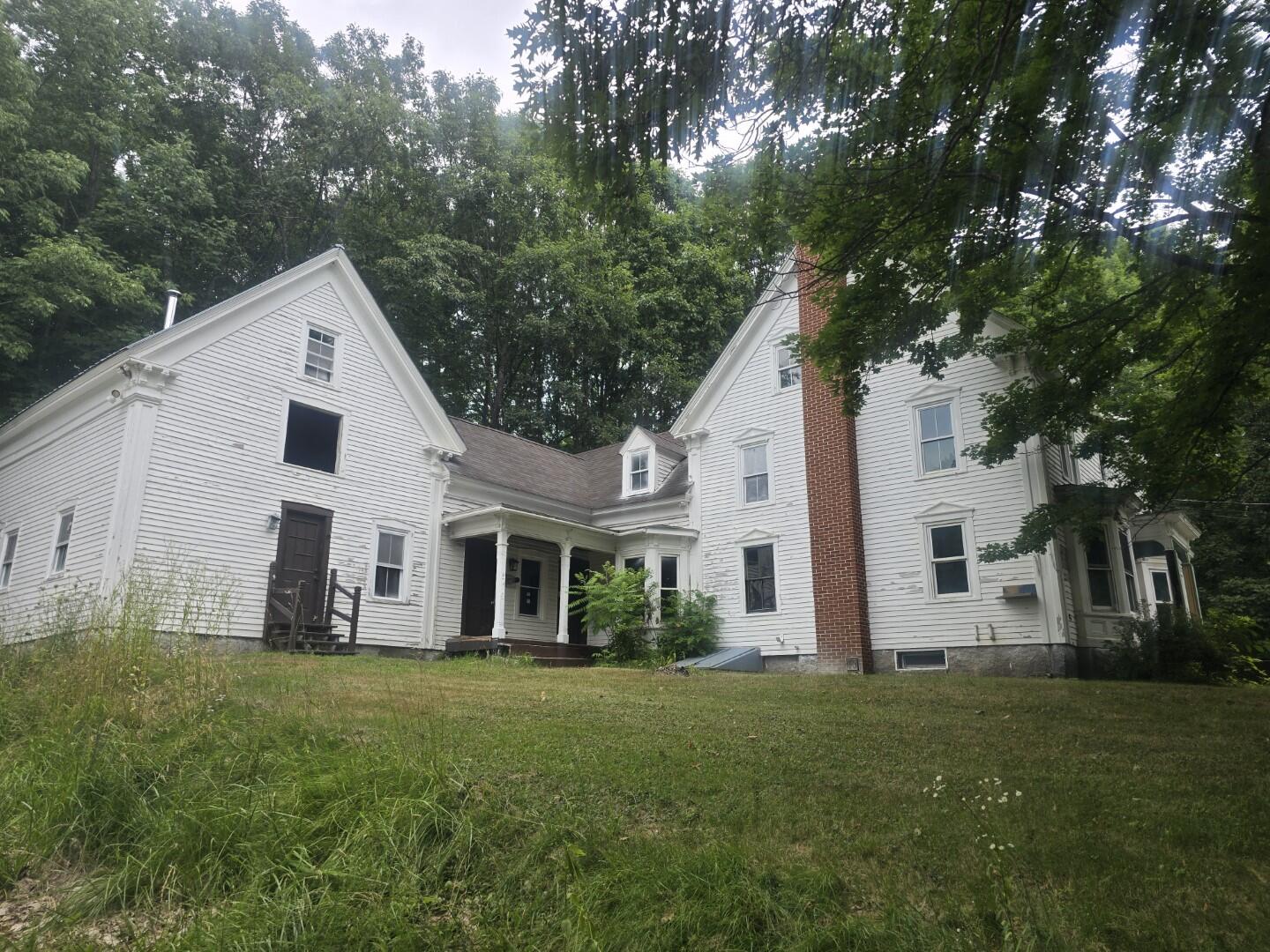 main property photo 0
