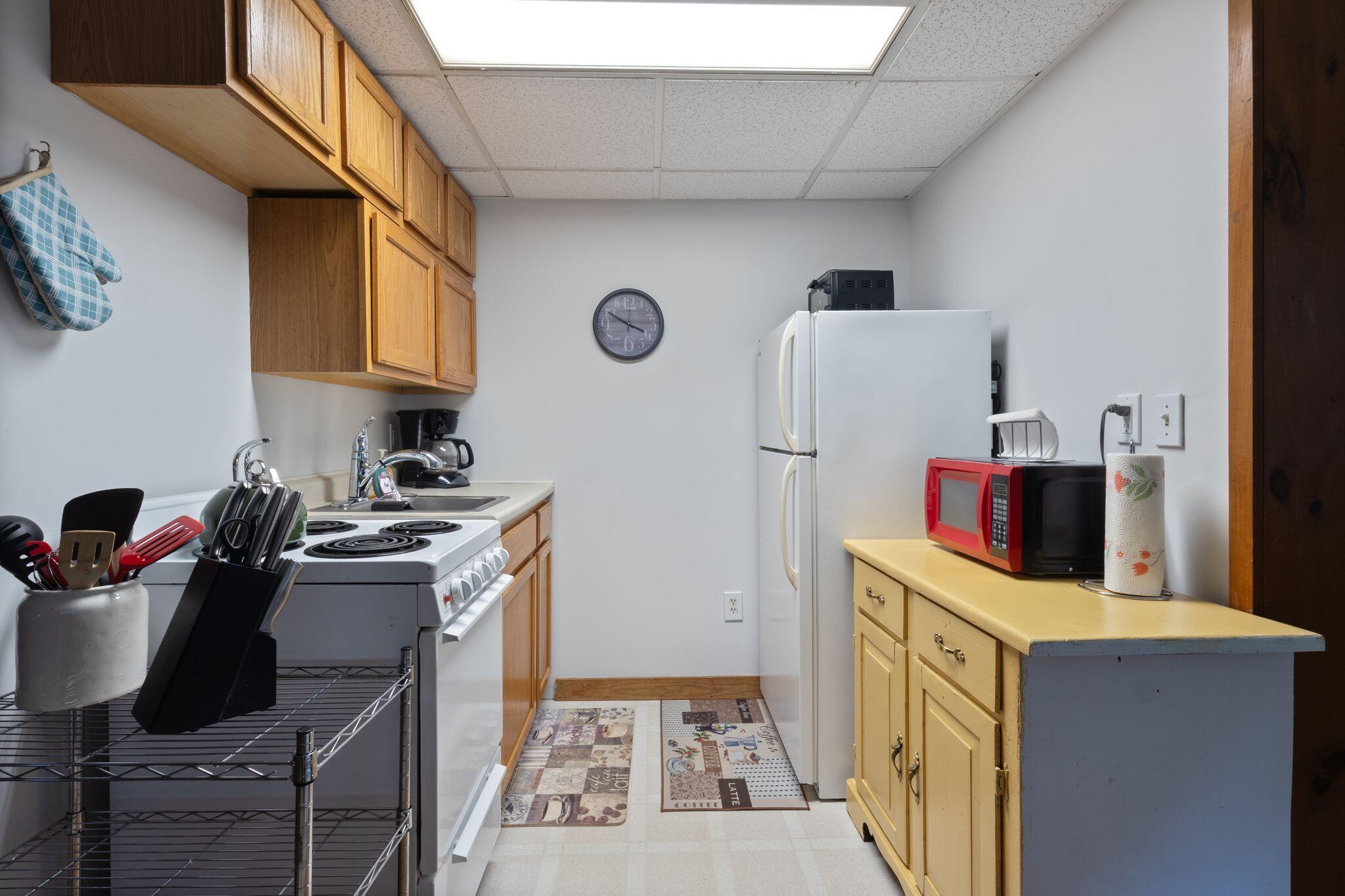 main property photo 78