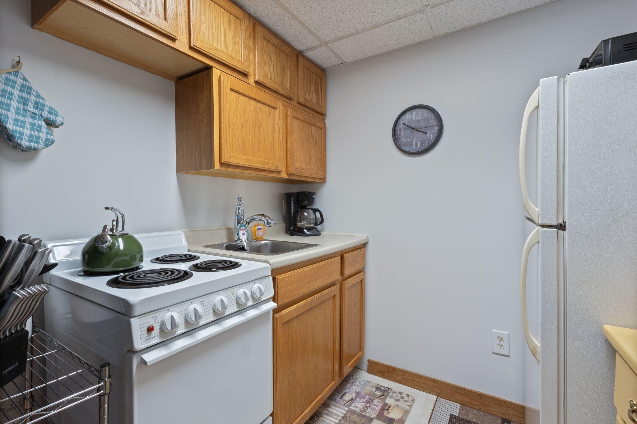 main property photo 79