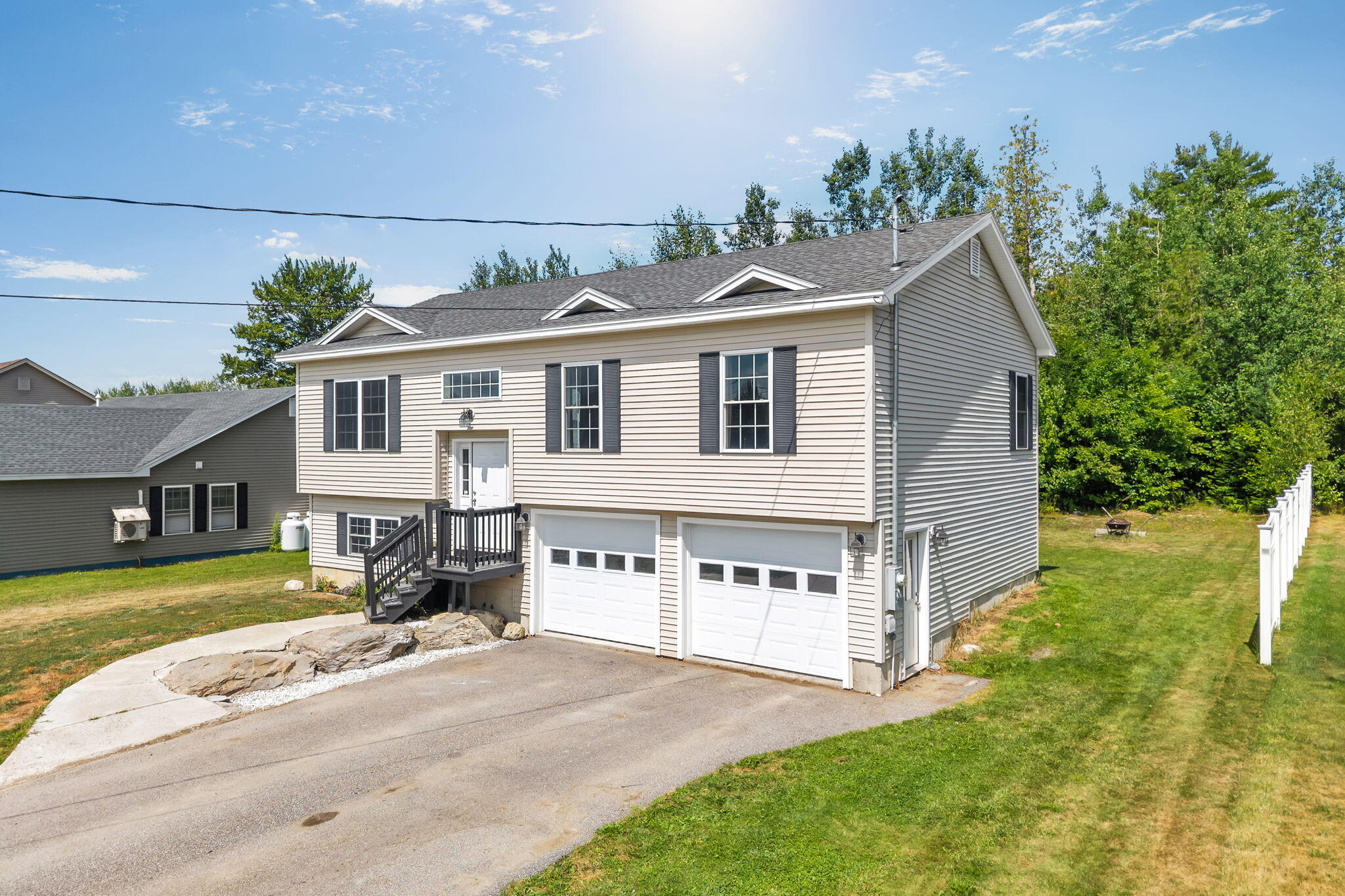 main property photo 39