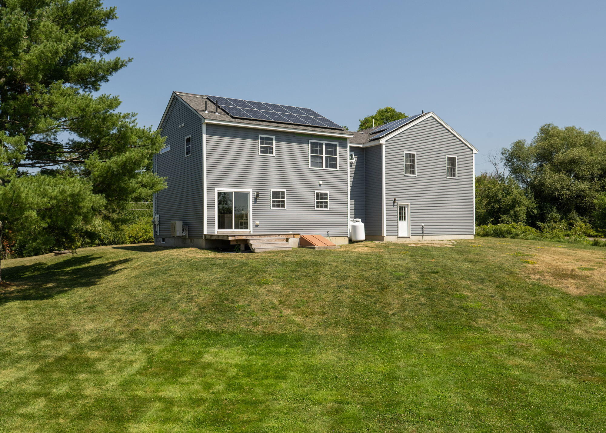 main property photo 43
