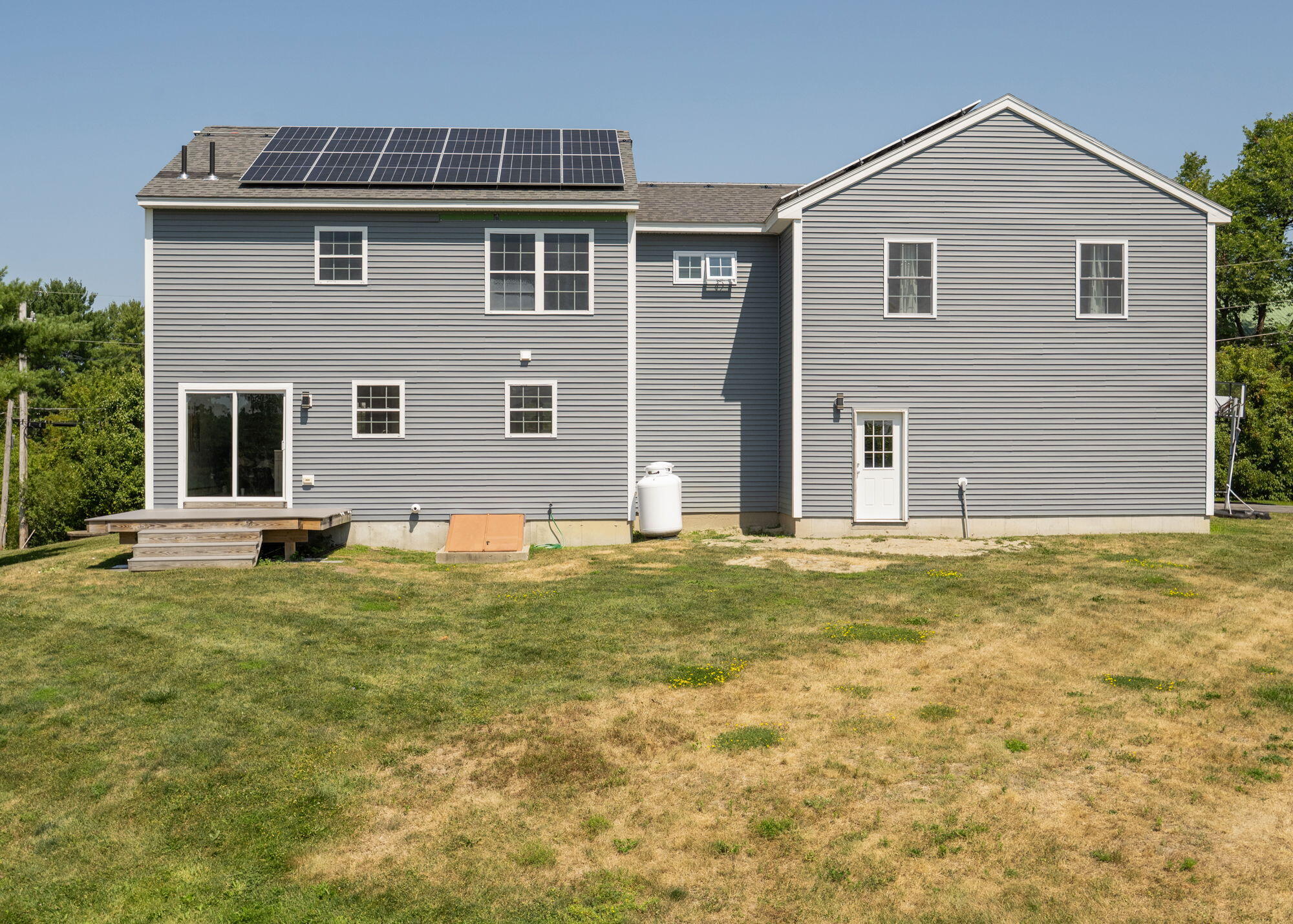 main property photo 46