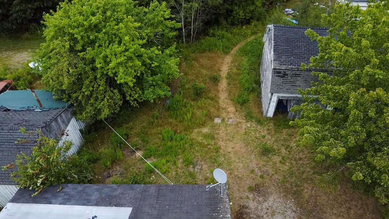 main property photo 38