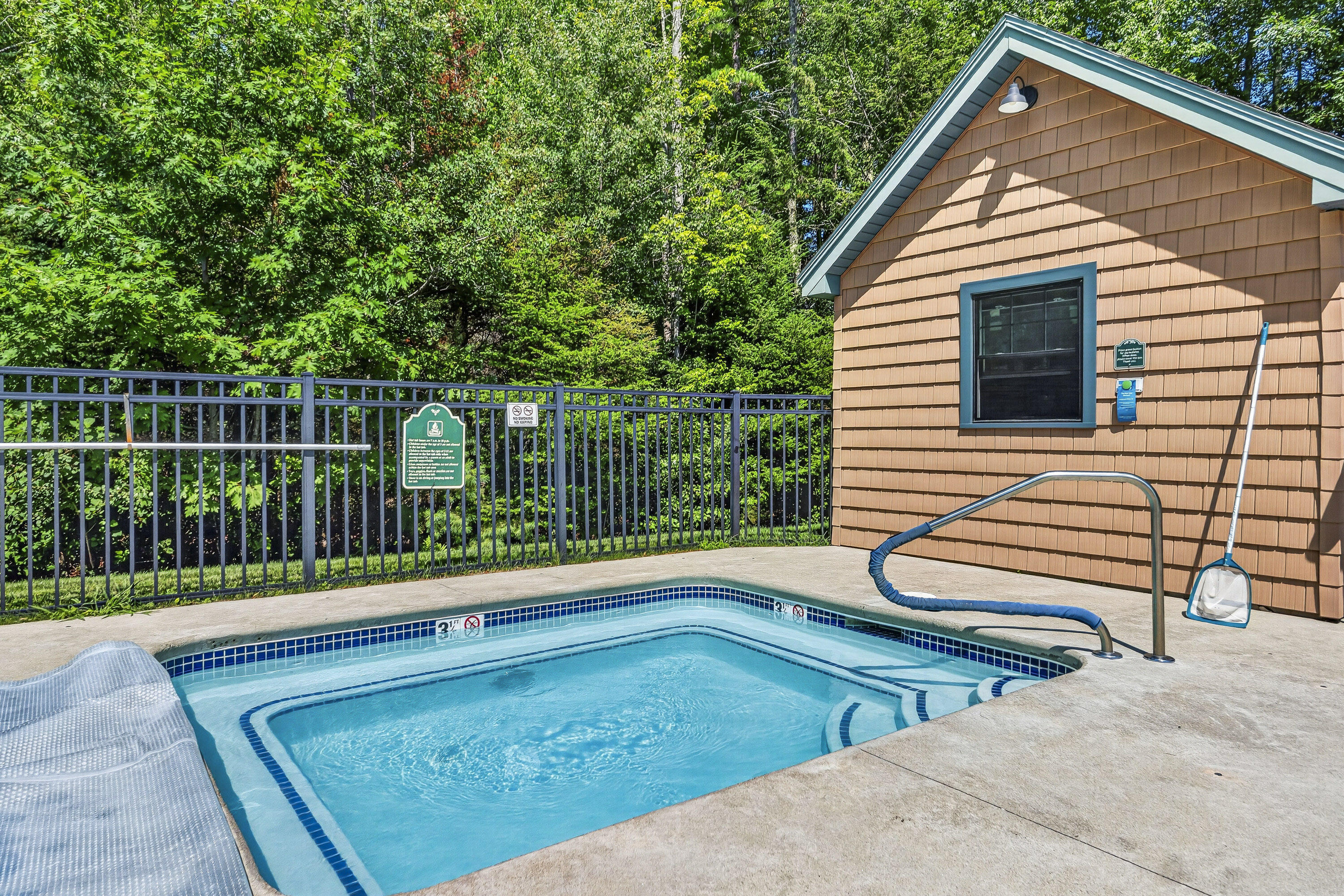 main property photo 42