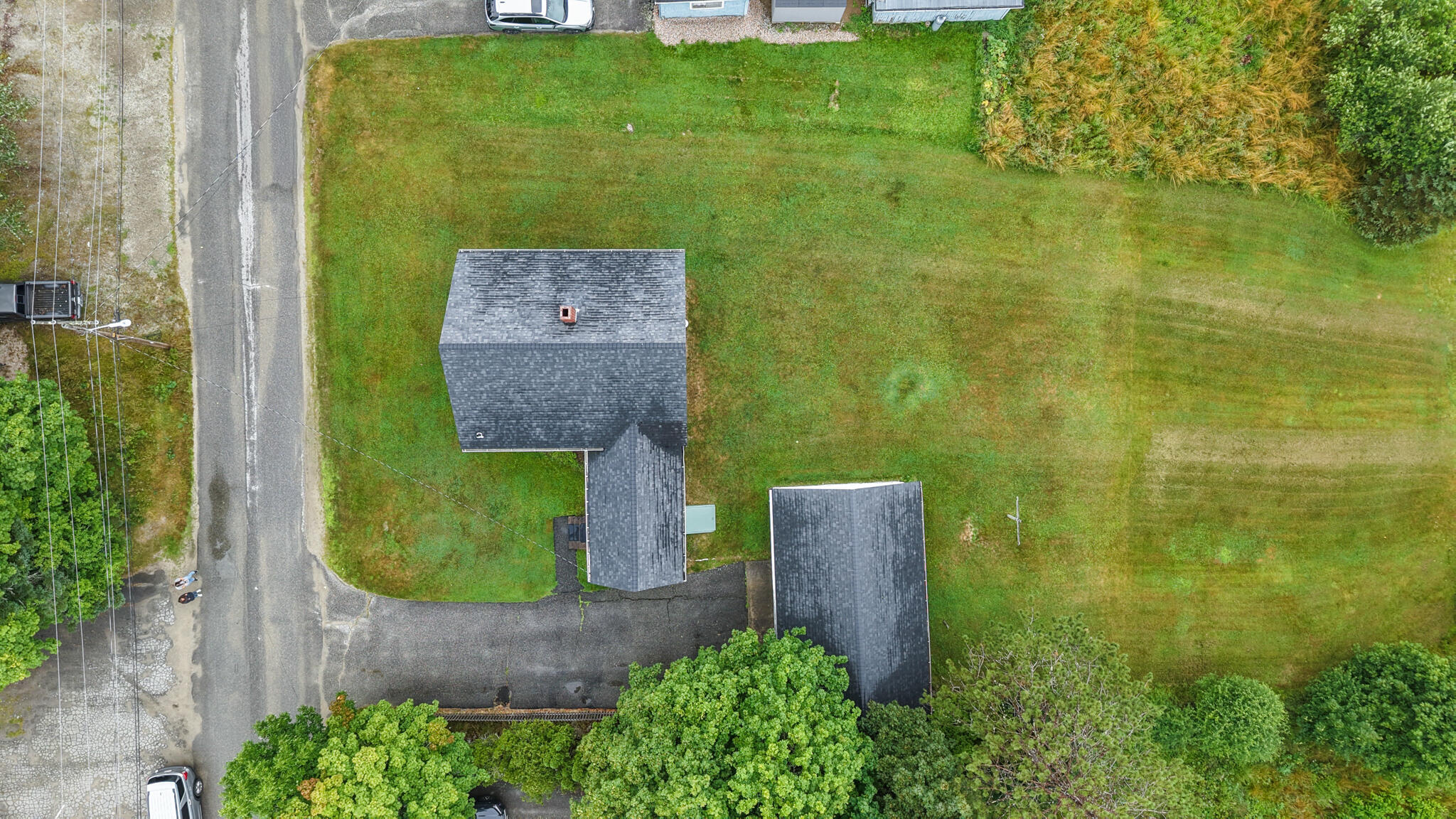 main property photo 33