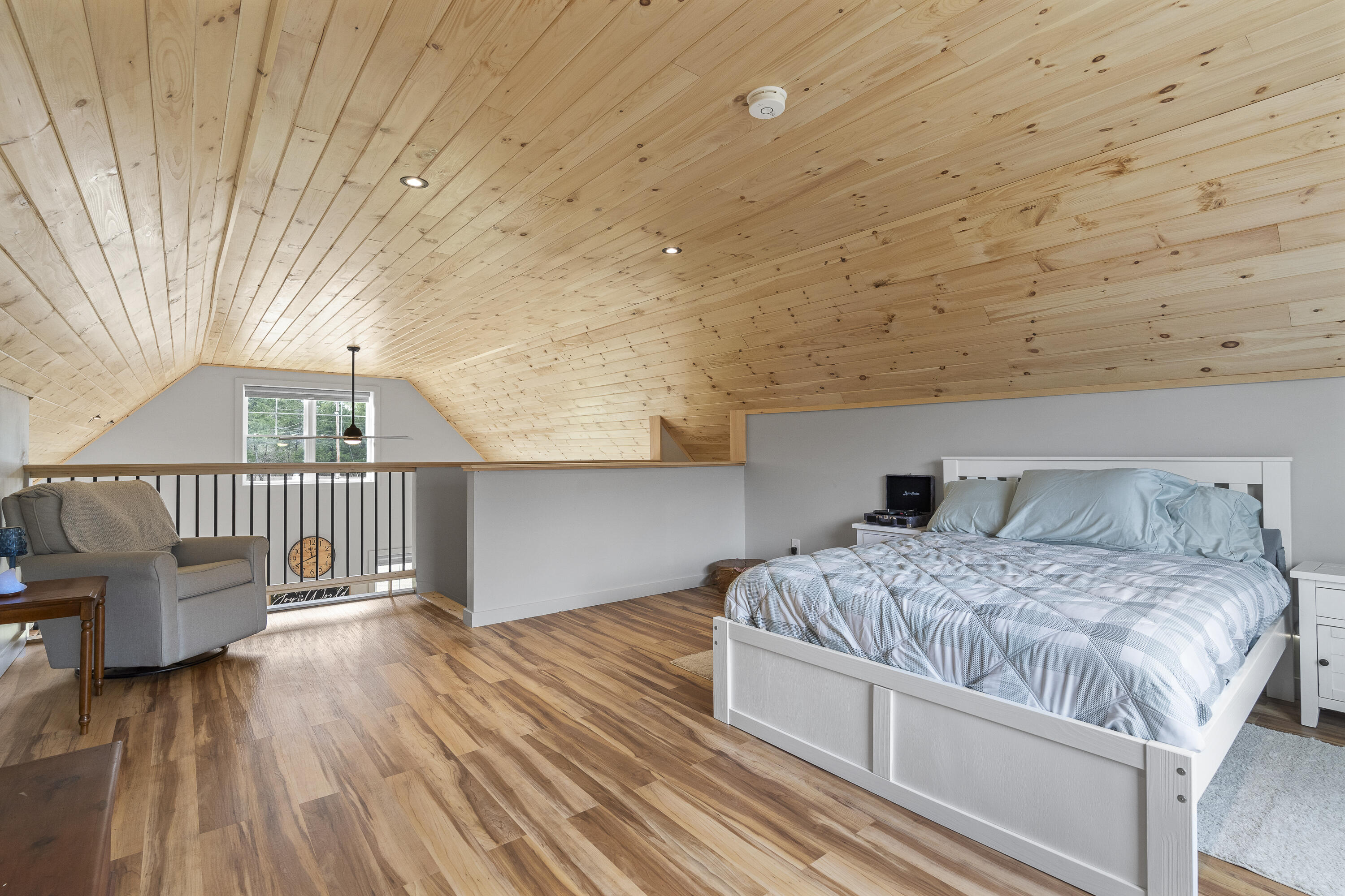main property photo 49
