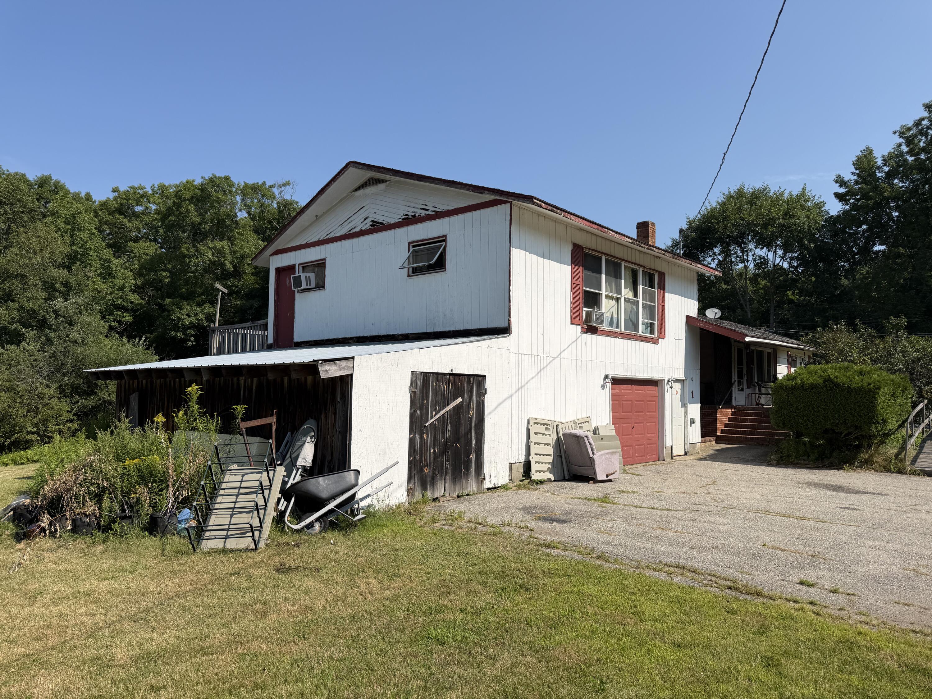 main property photo 4