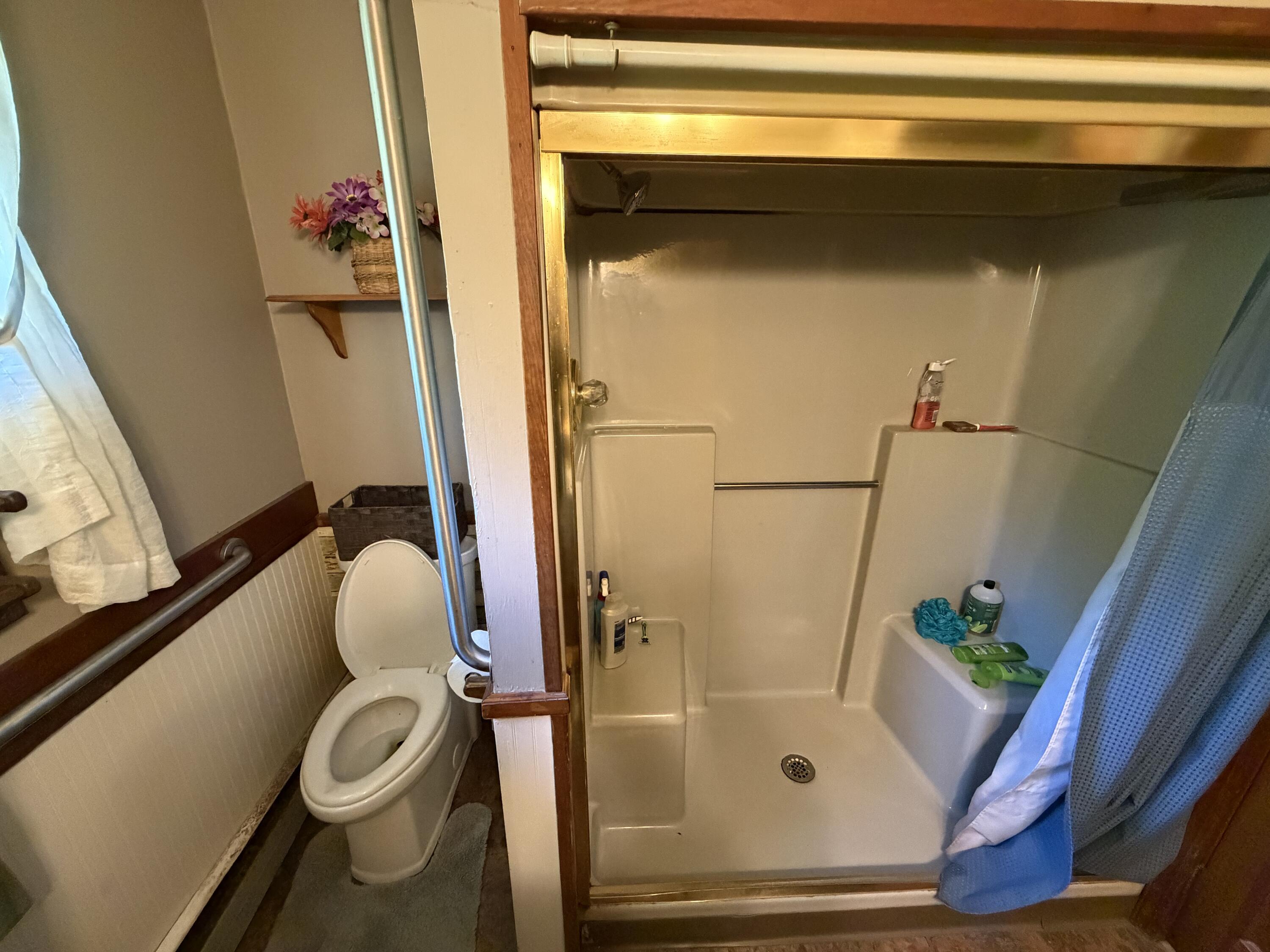 main property photo 75