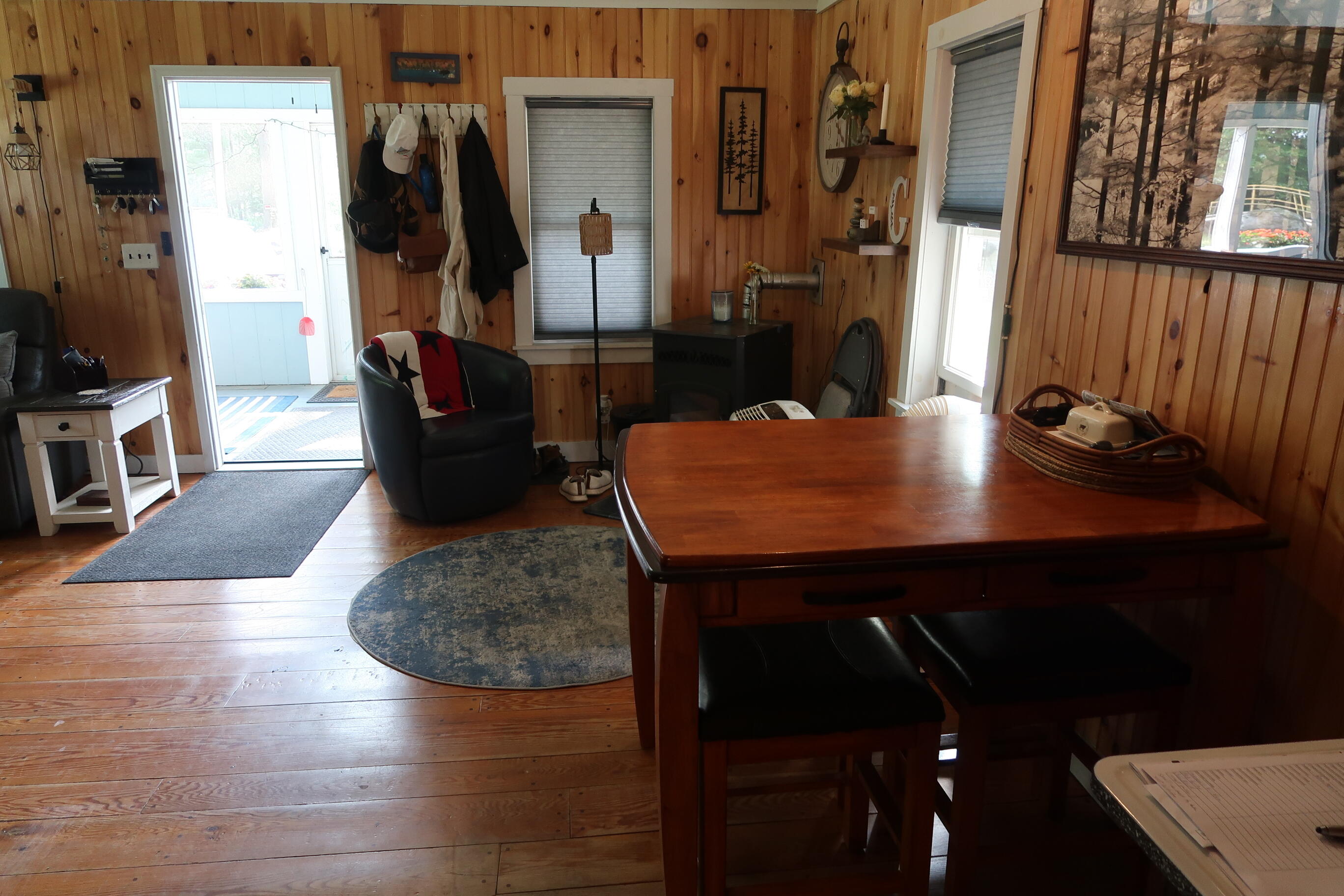 main property photo 22