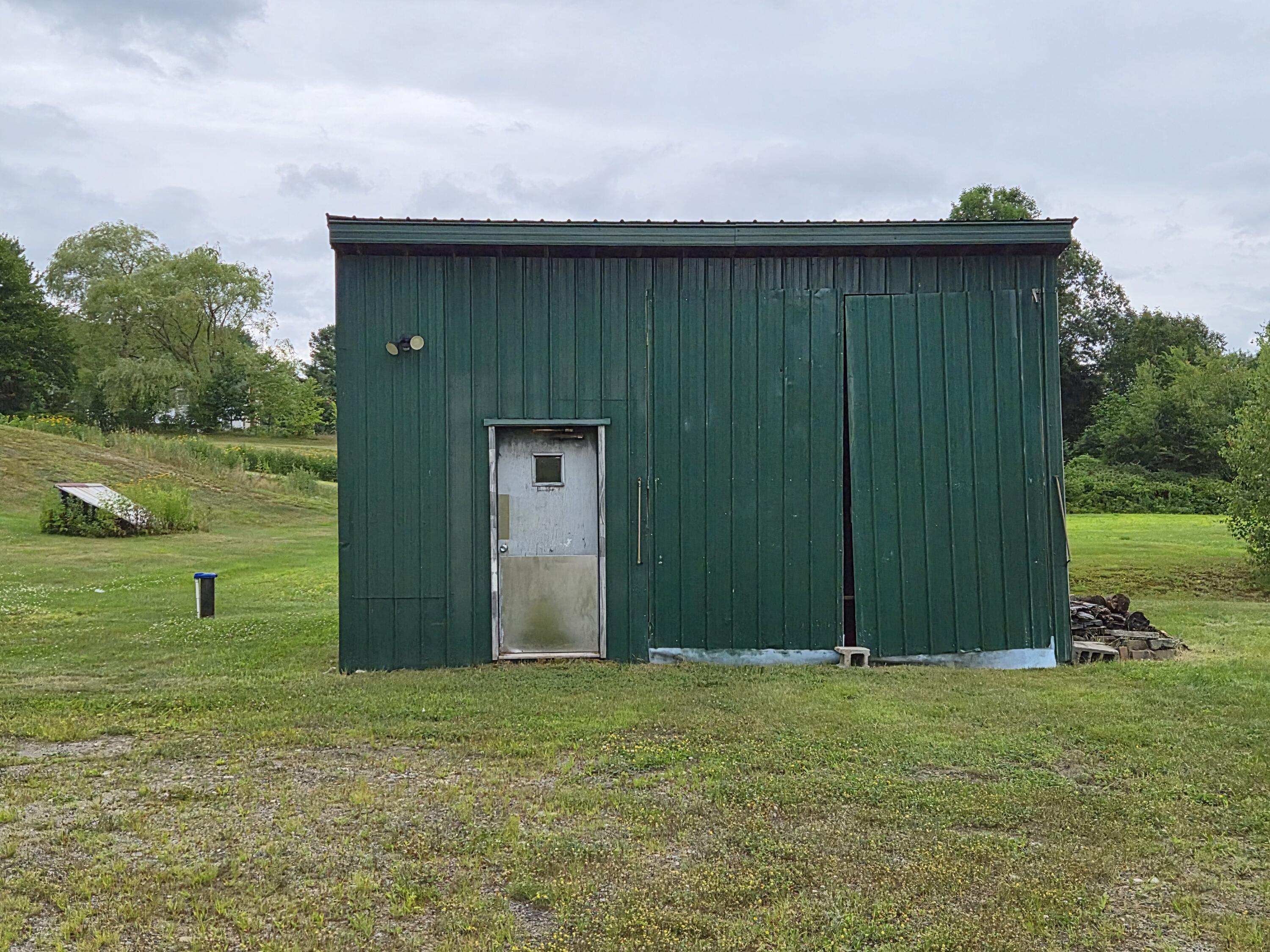 main property photo 72