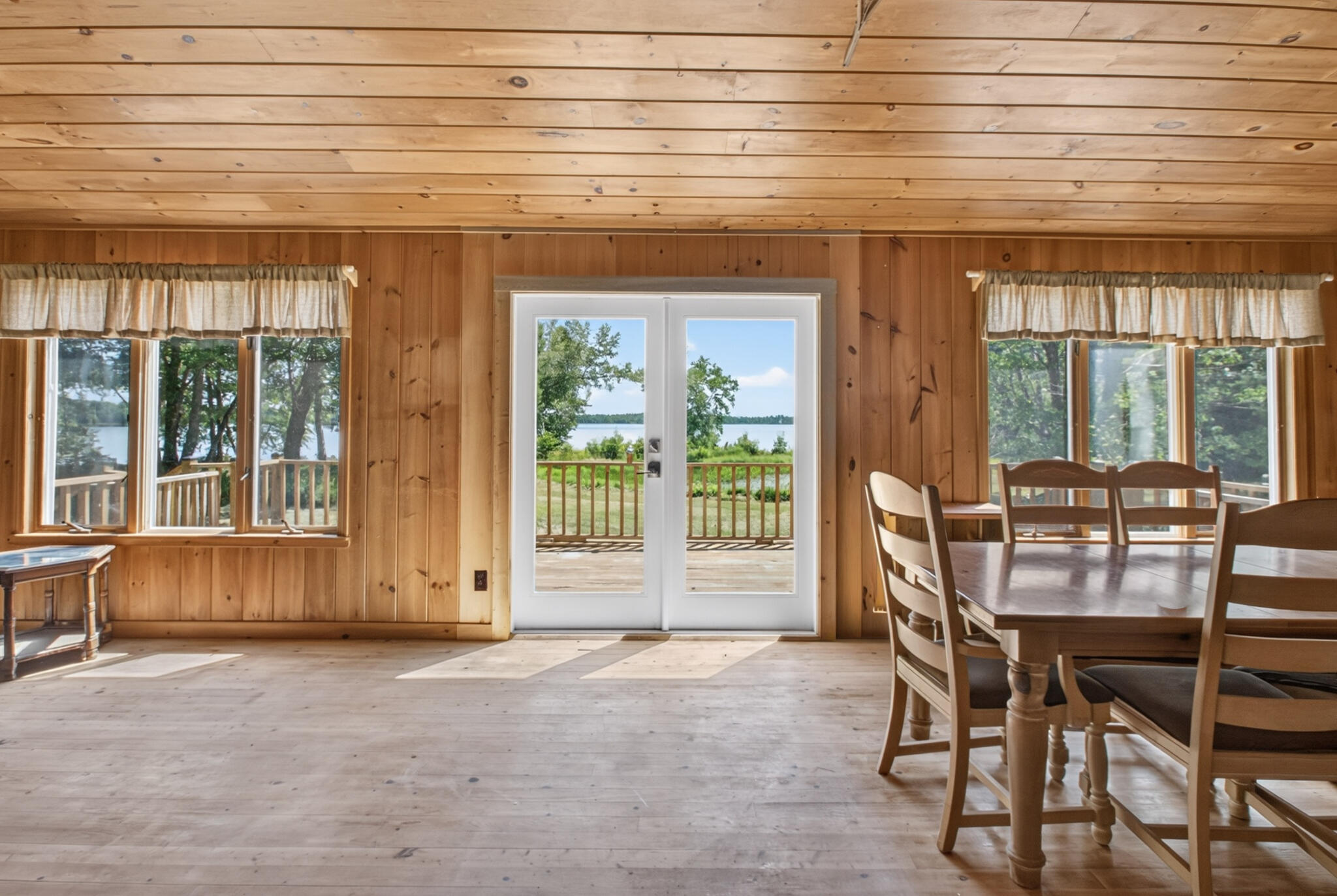 main property photo 40