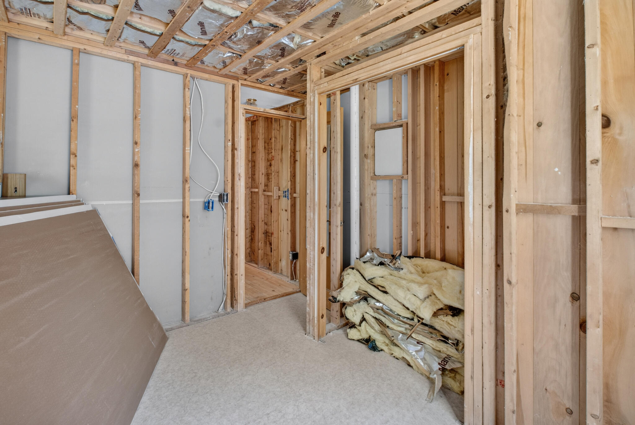 main property photo 51