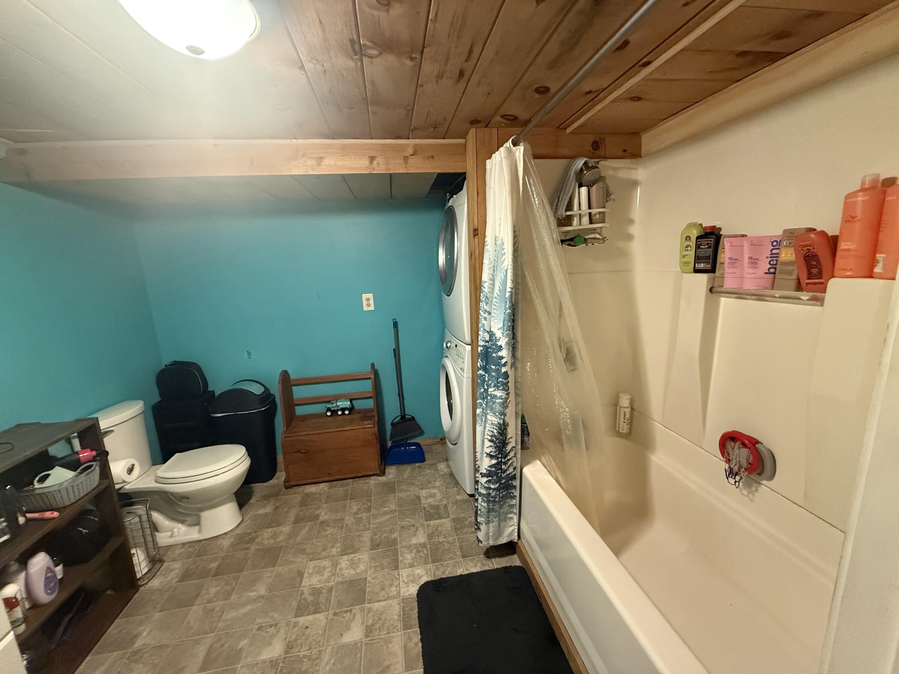 main property photo 28