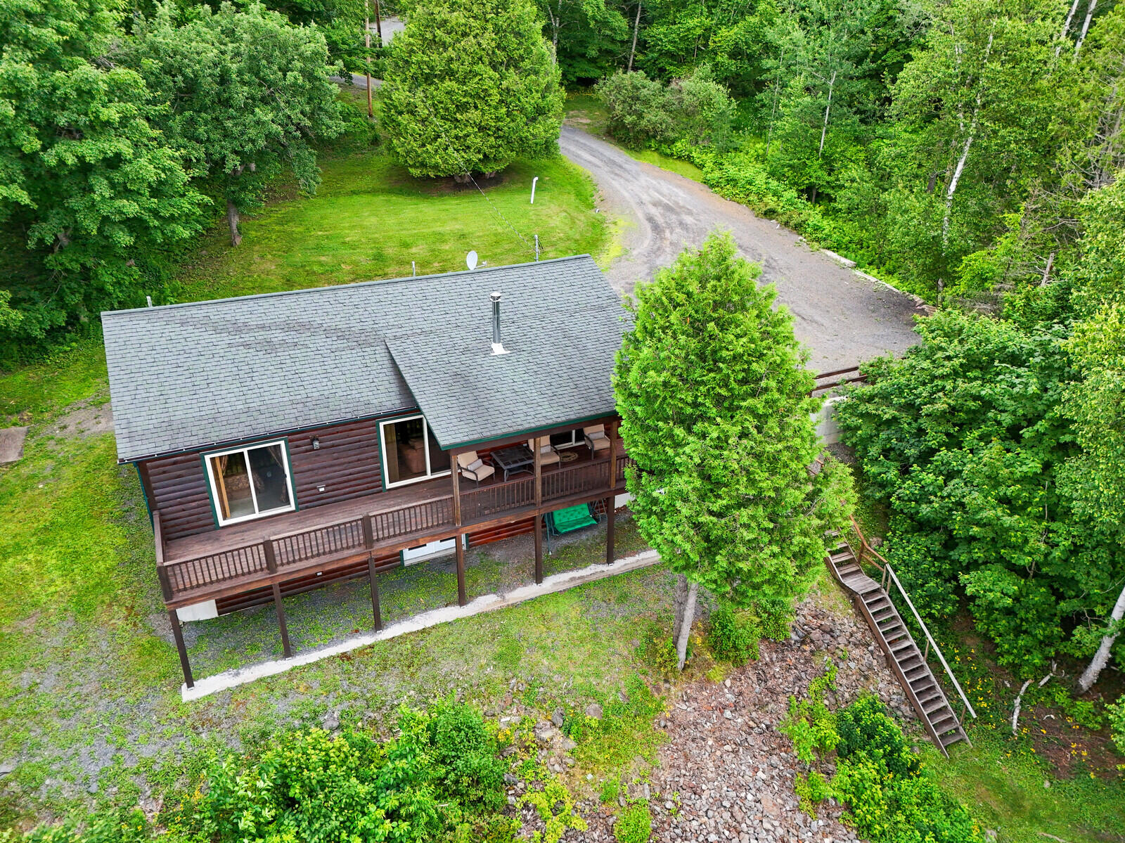 main property photo 45